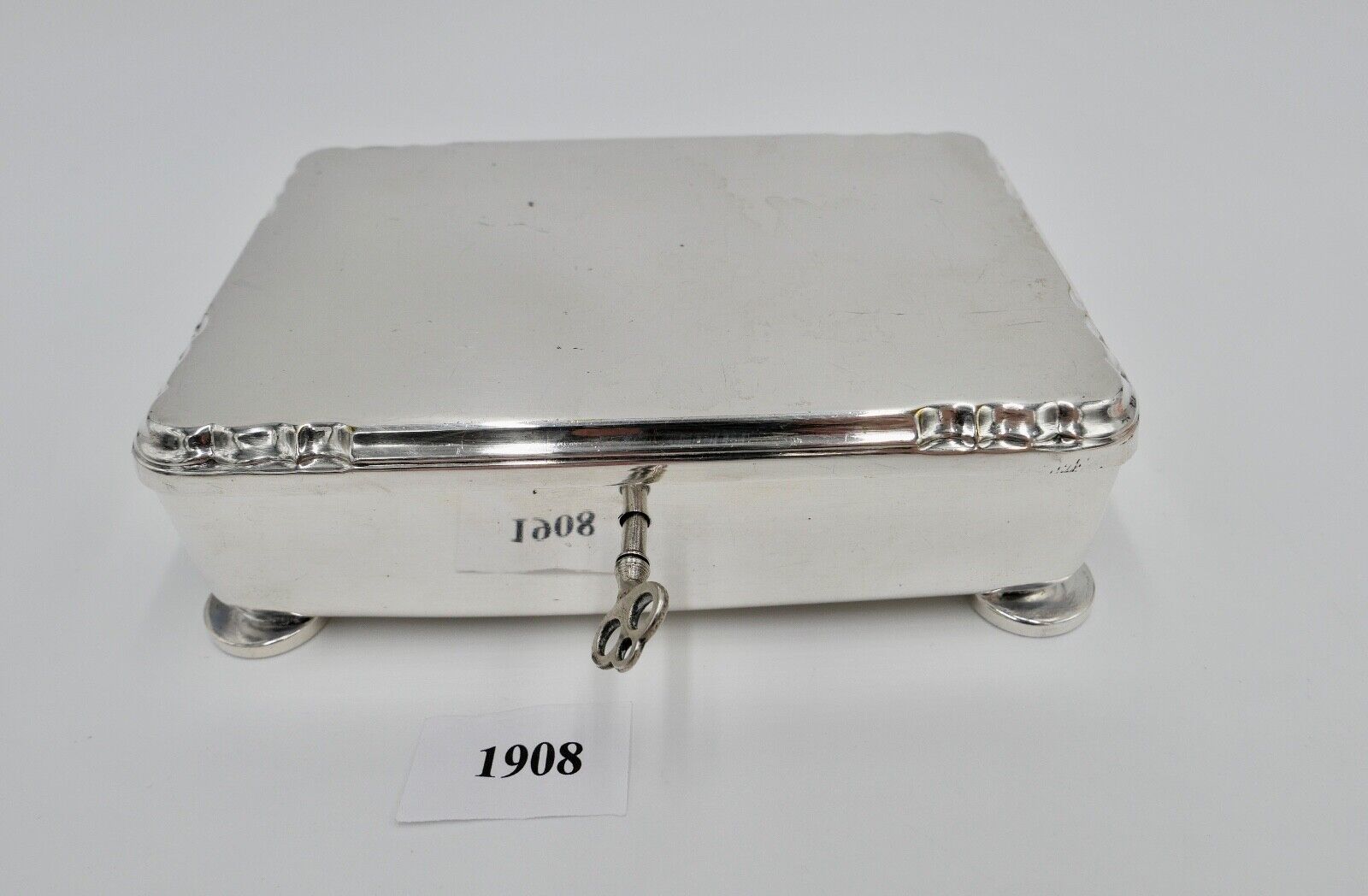 20er 30er Jahre WMF Dose Schatulle Schmuck Deckeldose versilbert mit Schlüssel - Antikhandel-Stuttgart