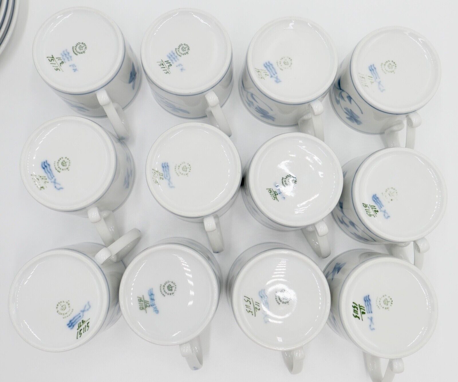 42 Teilig ROYAL COPENHAGEN "NOBLESSE" Teller Tassen Tee Kaffee Service Porzellan - Antikhandel-Stuttgart