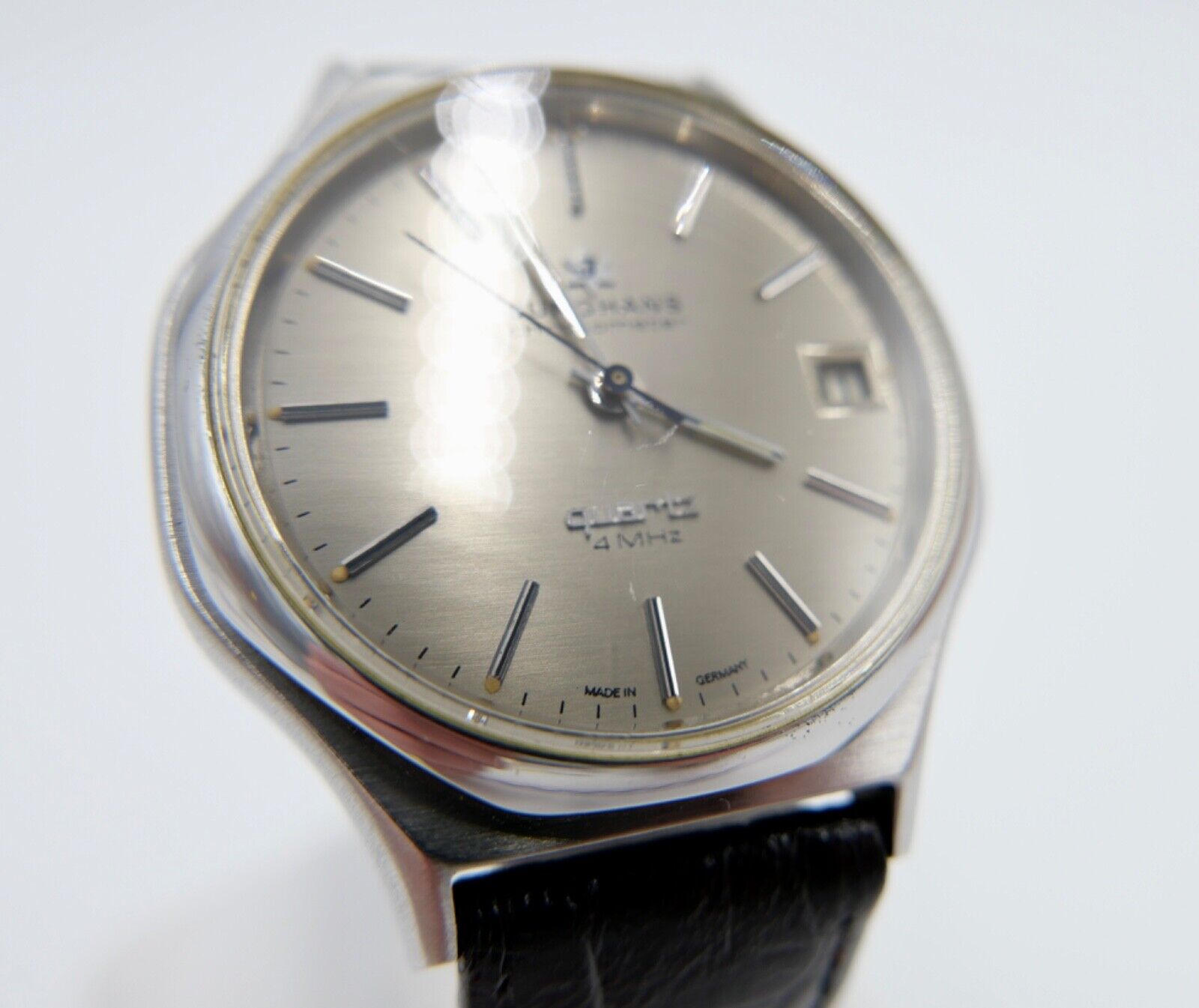 1970er JUNGHANS Quartz 4 MHz Chronometer Ref. 13/4880 Seltenes Stück Cal. 667.26 - Antikhandel-Stuttgart
