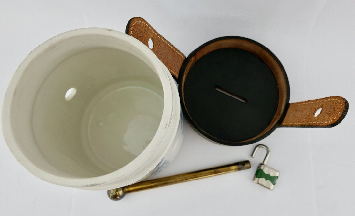 Reisespardose Helmut Krüger Porzellanmanufaktur Berlin 1950-60er mit Lederdeckel - Antikhandel-Stuttgart