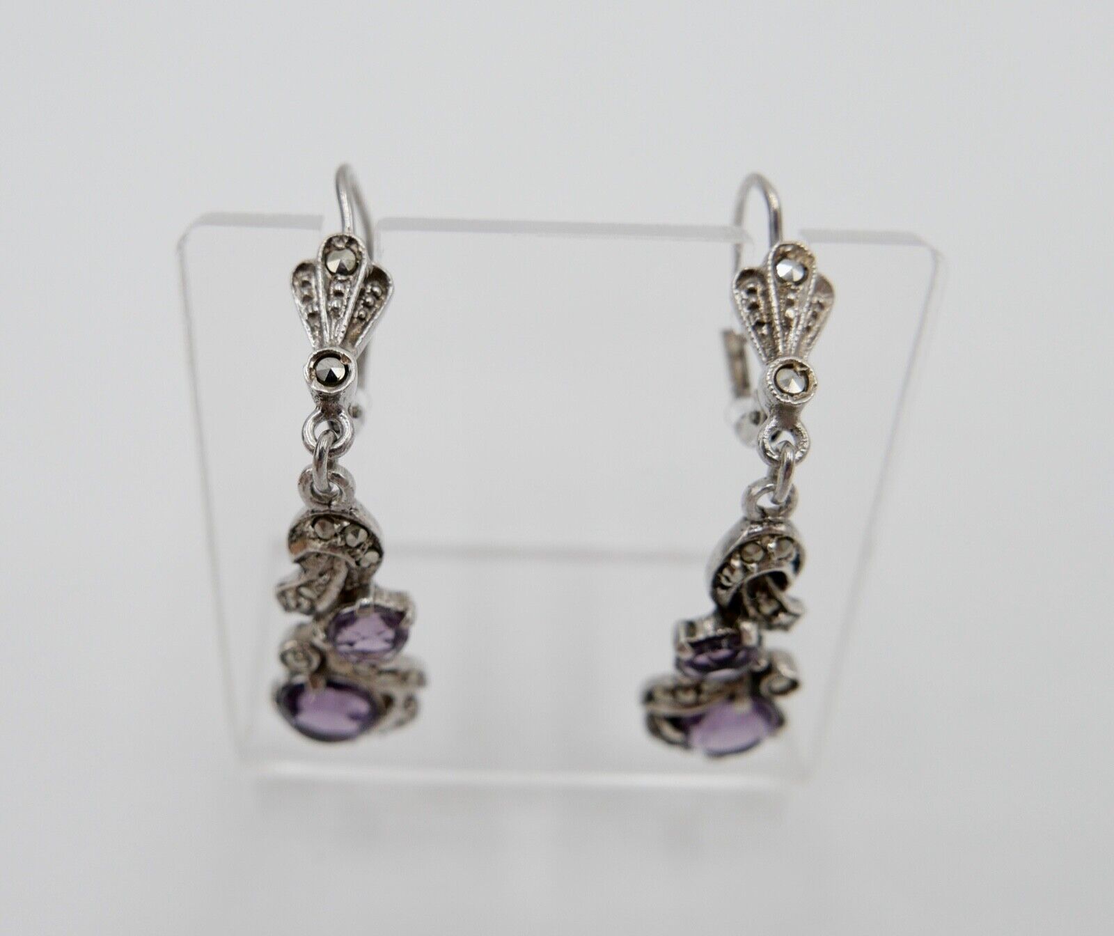50er Jahre Ohrringe Ohrhänger 935 Silber mit Markasiten und lila Glassteinen - Antikhandel-Stuttgart