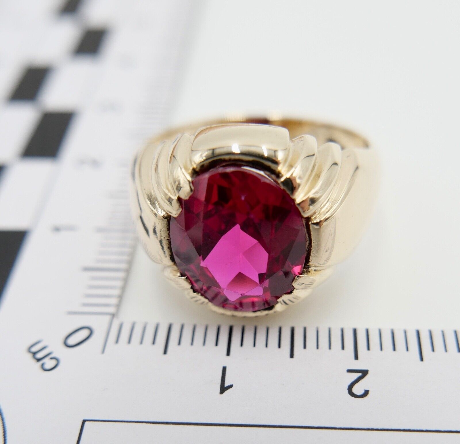 SEMCO Herren Damen Ring Synth. Rubin 5,4 Ct Vintage 10K Gelbgold Gr. 62-63 - Antikhandel-Stuttgart