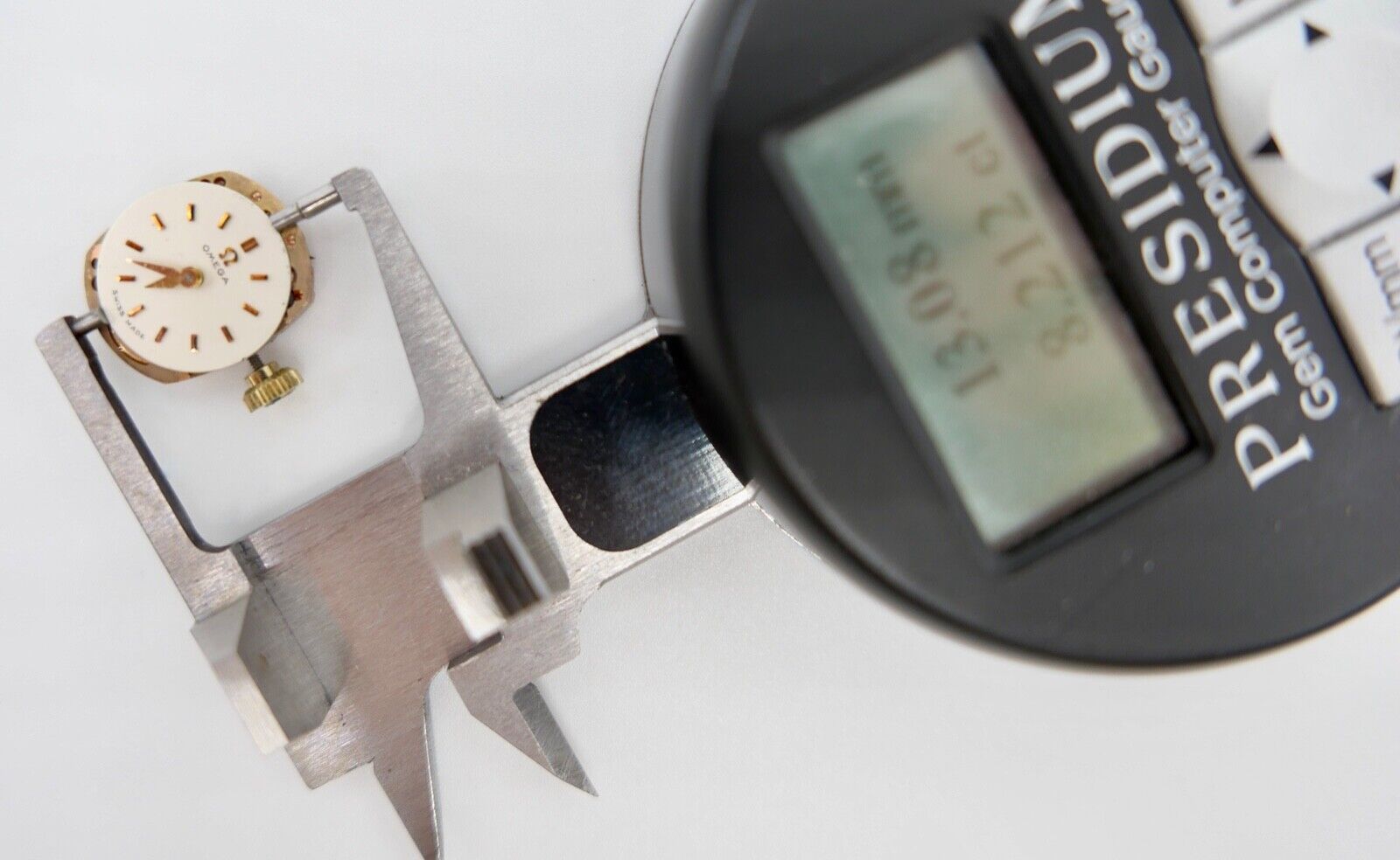 LÄUFT Omega Cal. 481 Uhrwerk Krone Zifferblatt Zeiger - Antikhandel-Stuttgart