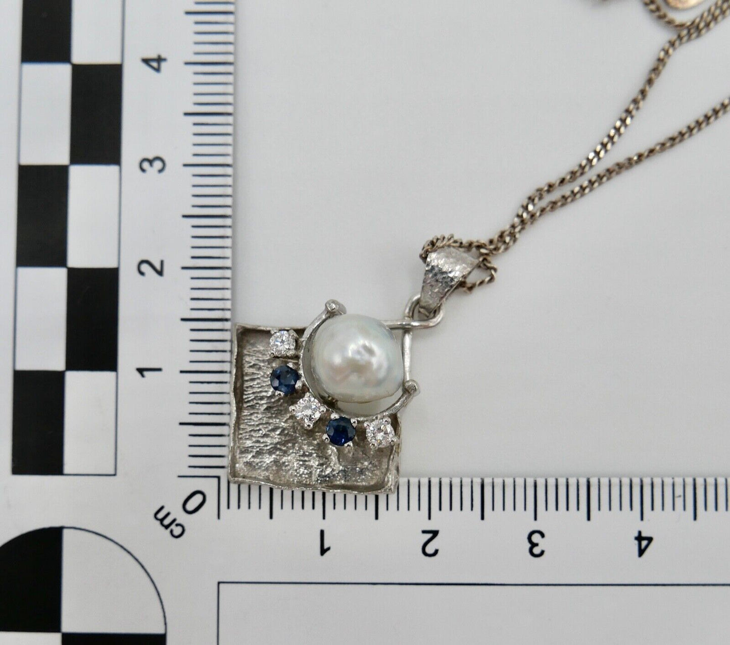 Perle Brillant Saphir Damen Anhänger 585 14K Weißgold aus den 1970er Jahren - Antikhandel-Stuttgart