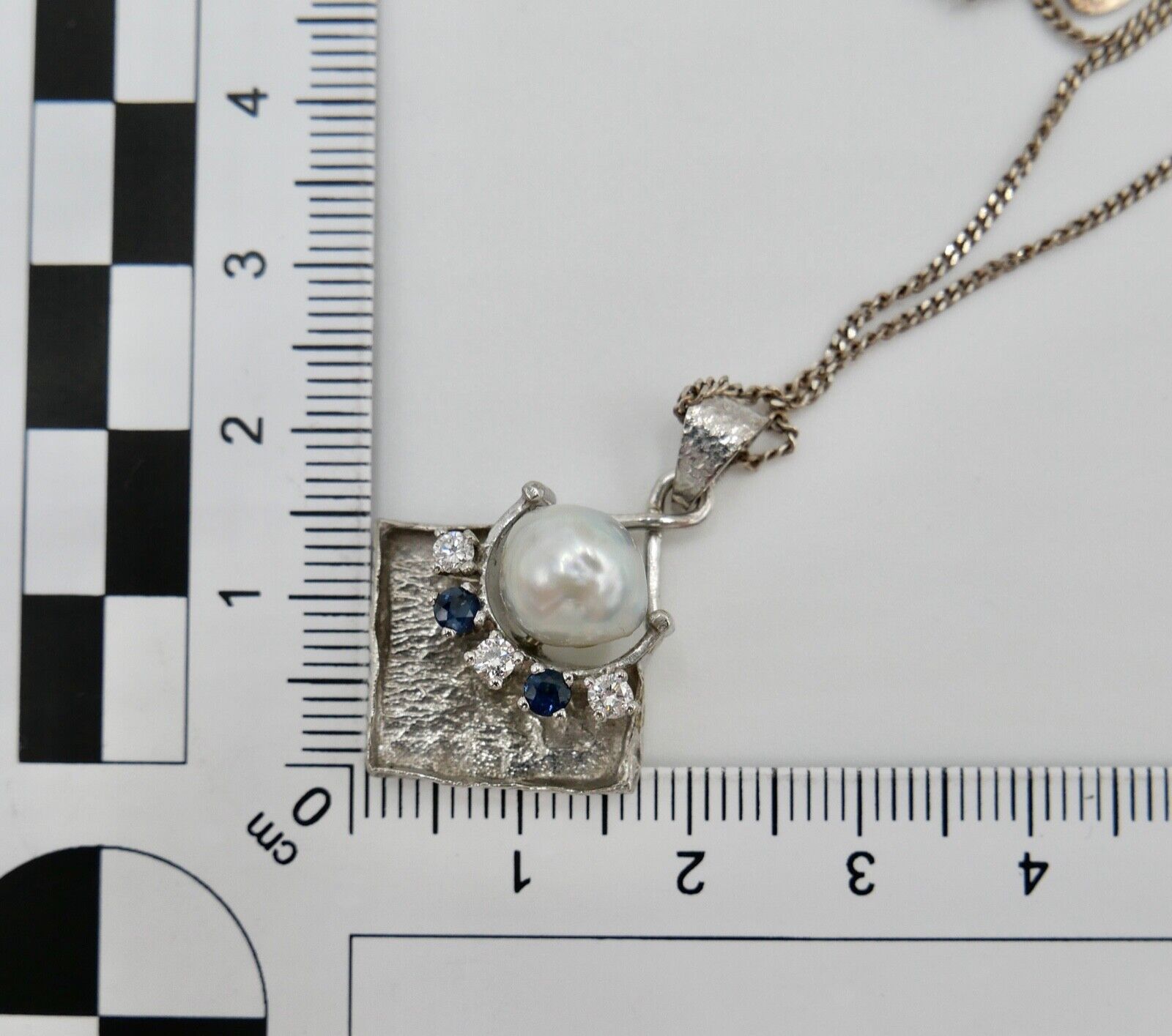 Perle Brillant Saphir Damen Anhänger 585 14K Weißgold aus den 1970er Jahren - Antikhandel-Stuttgart