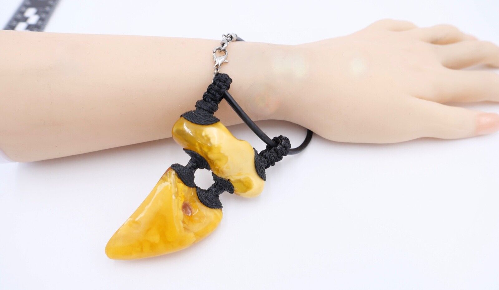 UNIKAT Bernstein butterscotch Hängearmband mit Kautschuk Band Armband - Antikhandel-Stuttgart