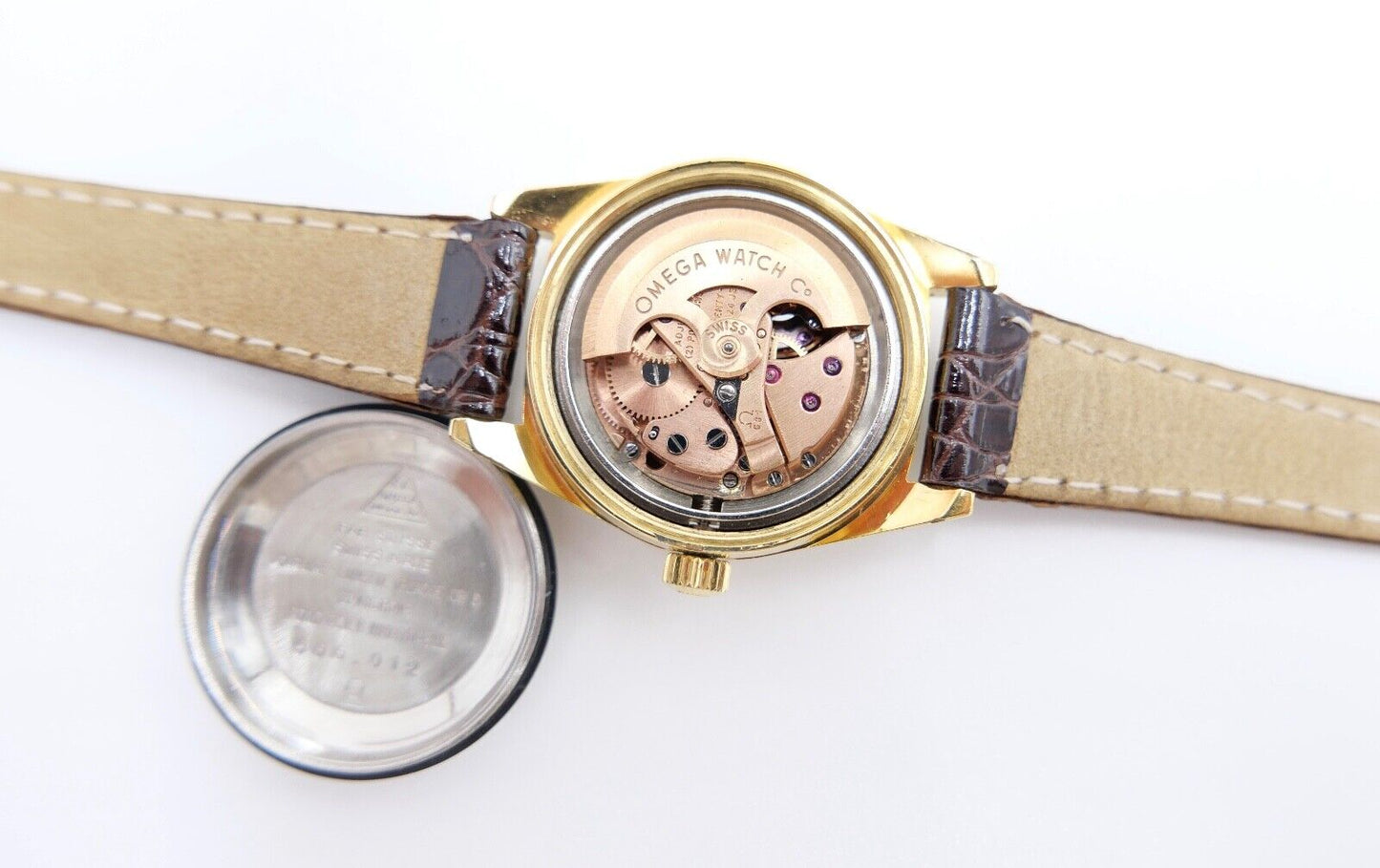 alte 60er Jahre OMEGA Geneve Damenuhr Cal. 681 Ref. 566.012 vergoldet neues Band - Antikhandel-Stuttgart