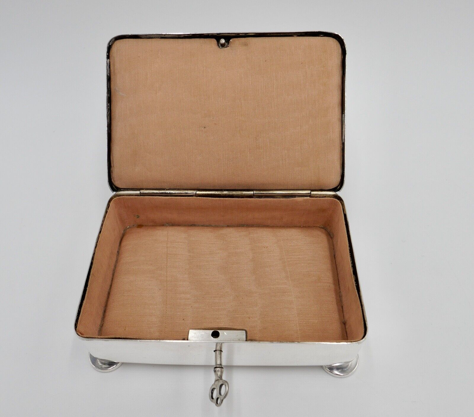 20er 30er Jahre WMF Dose Schatulle Schmuck Deckeldose versilbert mit Schlüssel - Antikhandel-Stuttgart