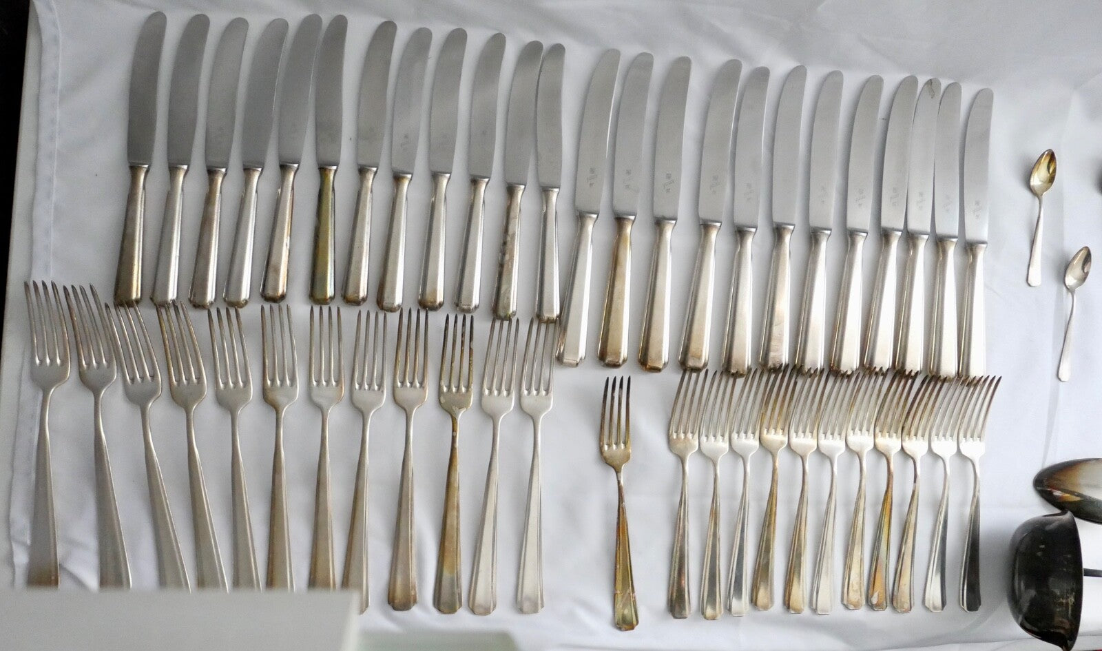 80 Teile WMF 1900 Hammerschlag 90er versilbert Gabel Messer Löffel