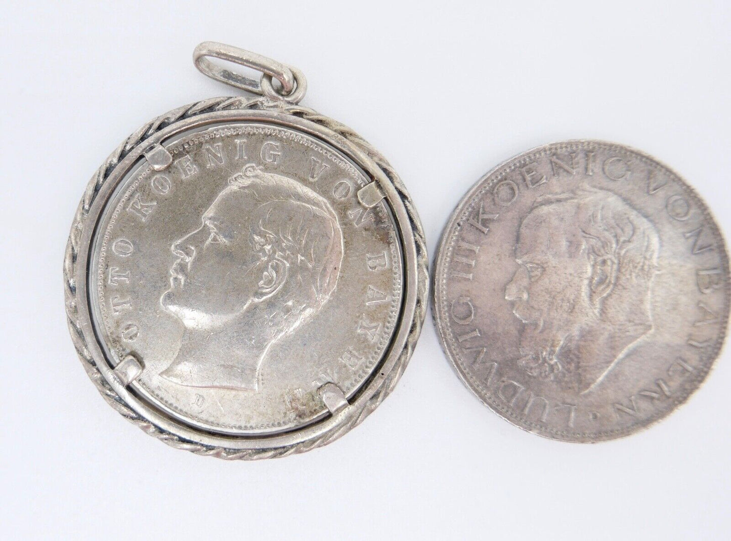 2x 3 Mark ss - vz Bayern Otto - Ludwig Jäger J.47 + J.52 Münzfassung Anhänger - Antikhandel-Stuttgart