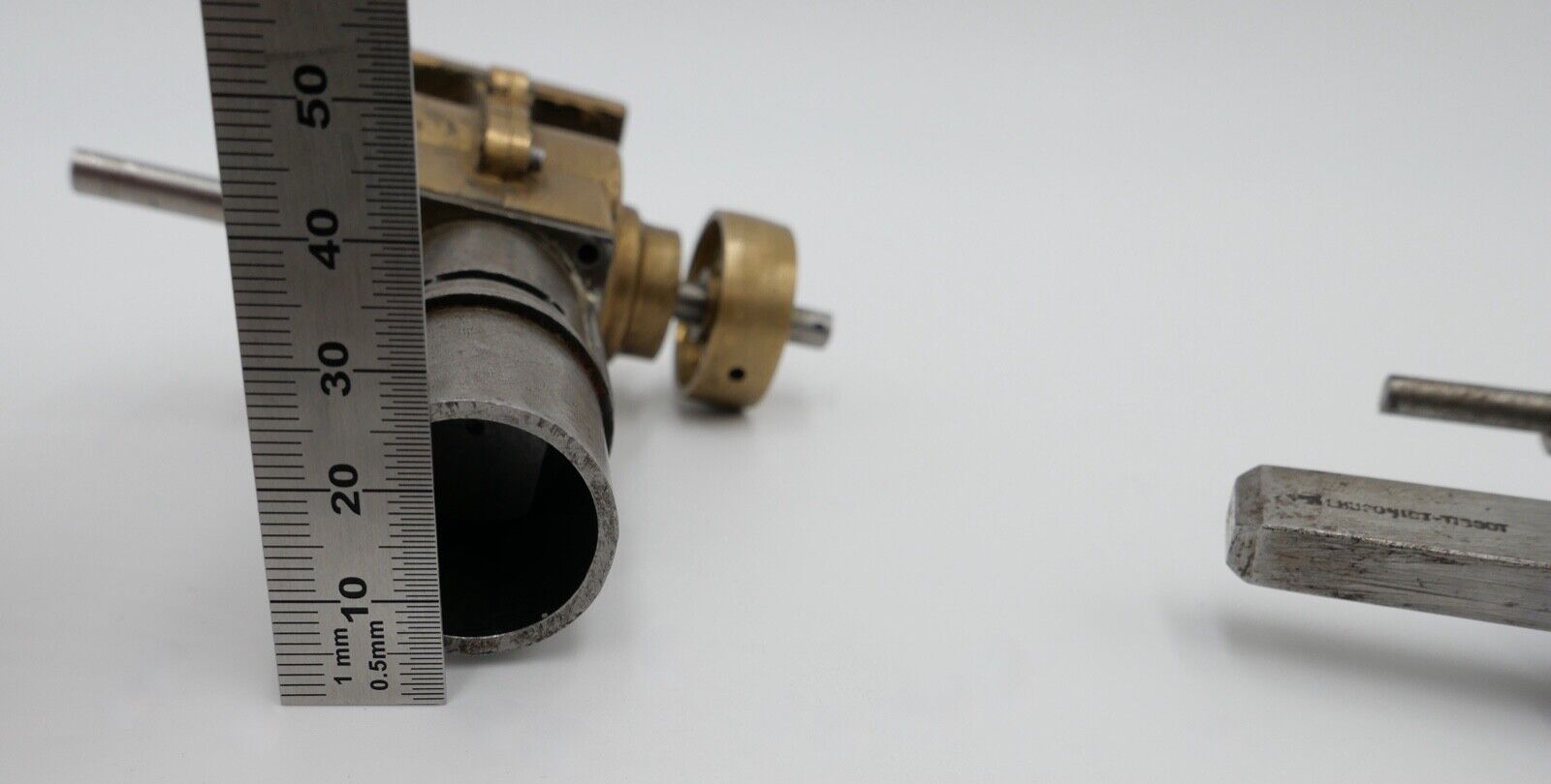 Teile Uhrmacher Drehbank Tissot Ersatzteile LHUBONICT - Antikhandel-Stuttgart