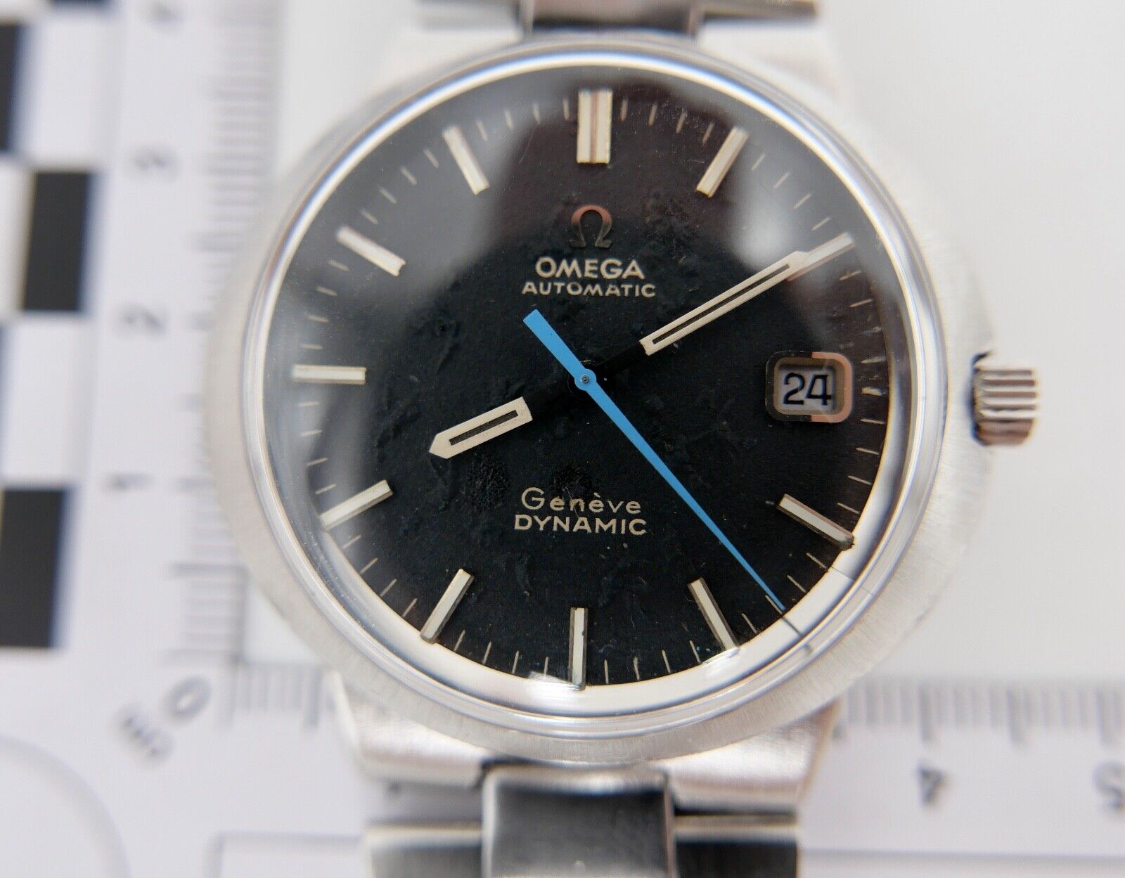 1970er Jahre Herrenuhr OMEGA Genéve Dynamic Automatic Kal. 565 original Band Ø41 - Antikhandel-Stuttgart