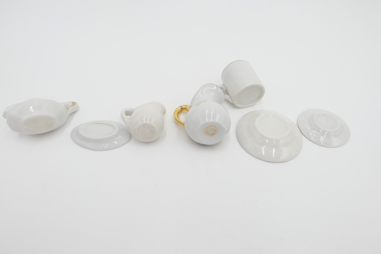 Vintage Porzellan Miniatur Puppenmöbel Puppenhaus Geschirr Tassen Teller - Antikhandel-Stuttgart