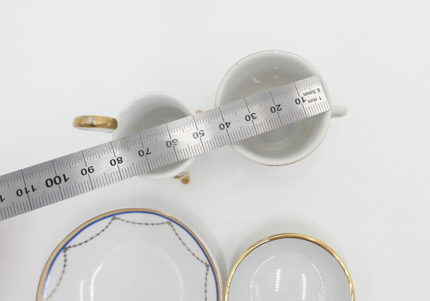 Vintage Porzellan Miniatur Puppenmöbel Puppenhaus Geschirr Tassen Teller - Antikhandel-Stuttgart