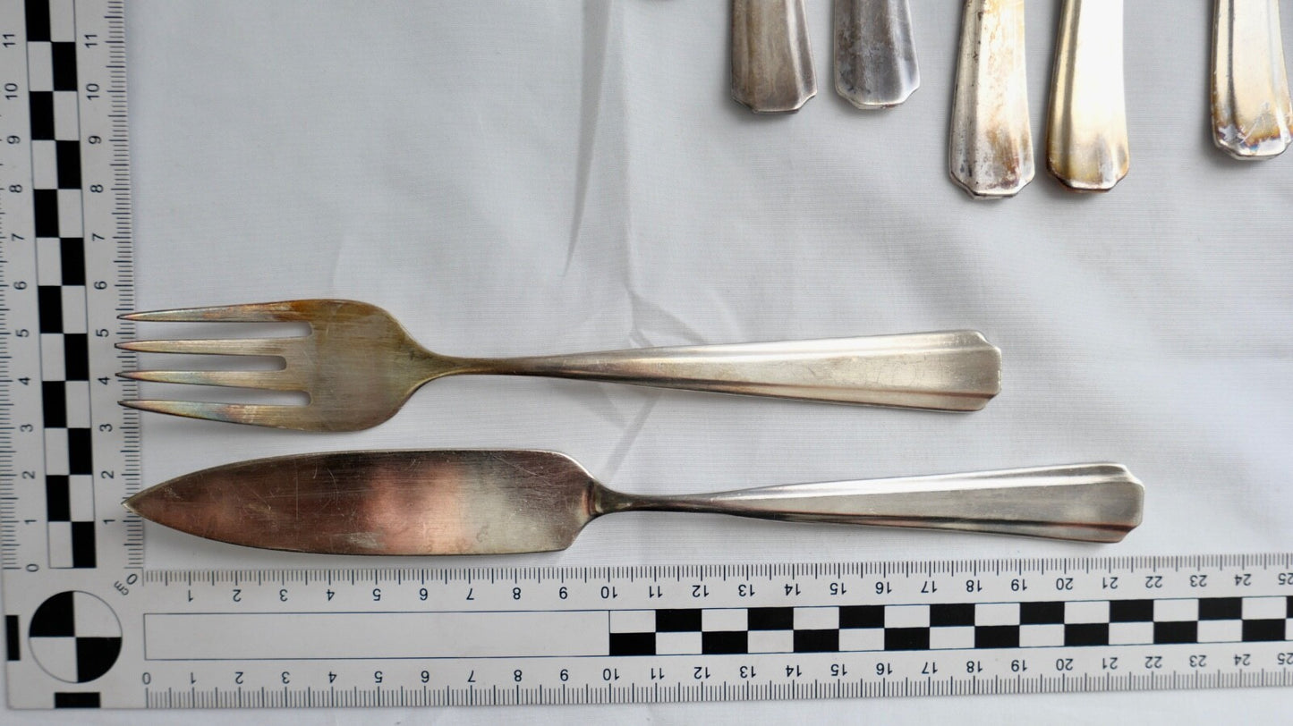 FISCHBESTECK 24 Teile WMF 1900 Hammerschlag 90er versilbert Gabel Messer