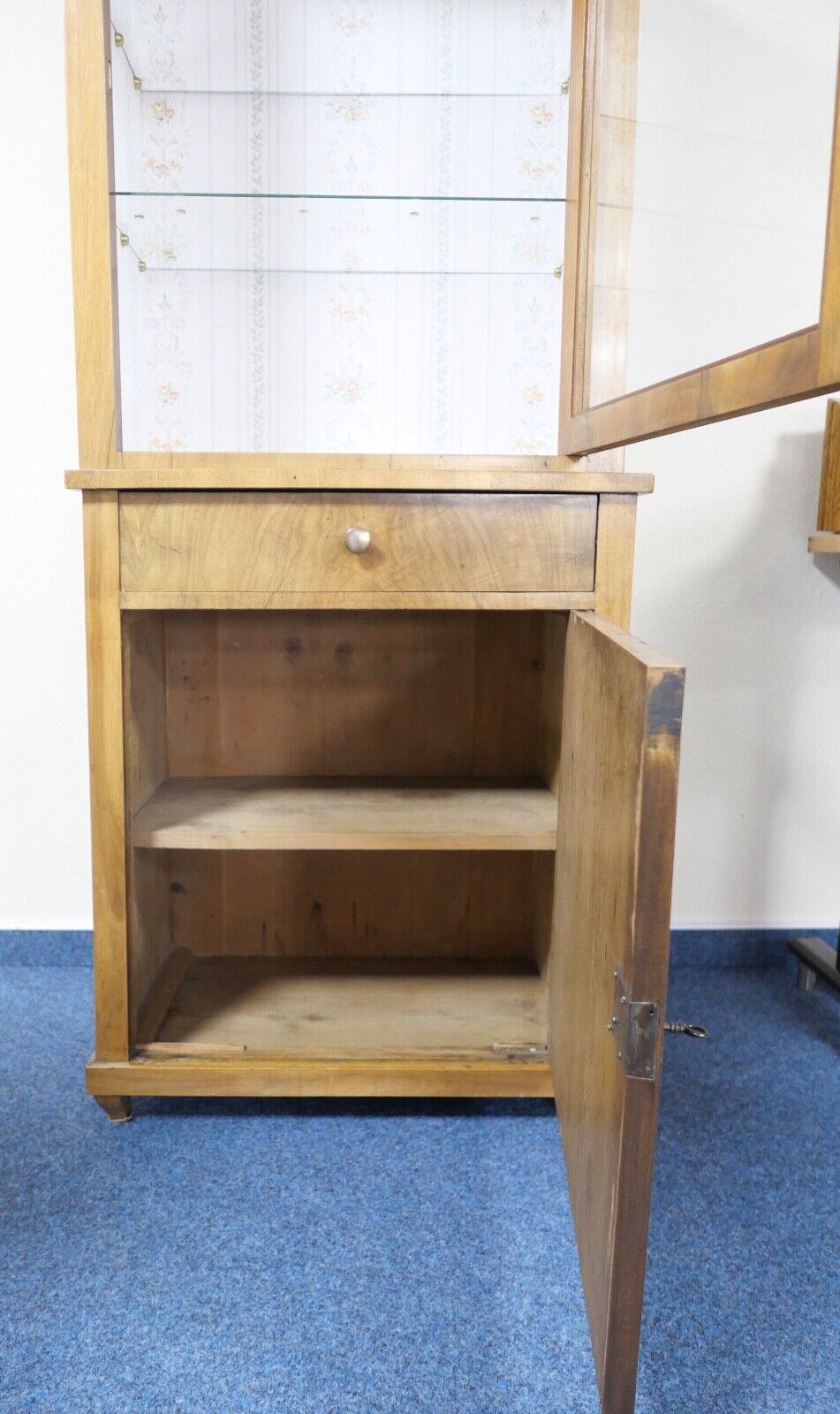 Biedermeier um 1840 Aufsatzvitrine Glasvitrine 2 Tlg. Eiche Nussbaum 169x66x42cm - Antikhandel-Stuttgart
