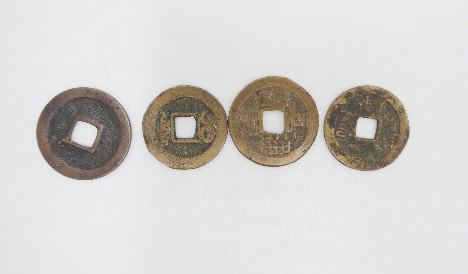 4x alte China Kasch Münzen - Antikhandel-Stuttgart