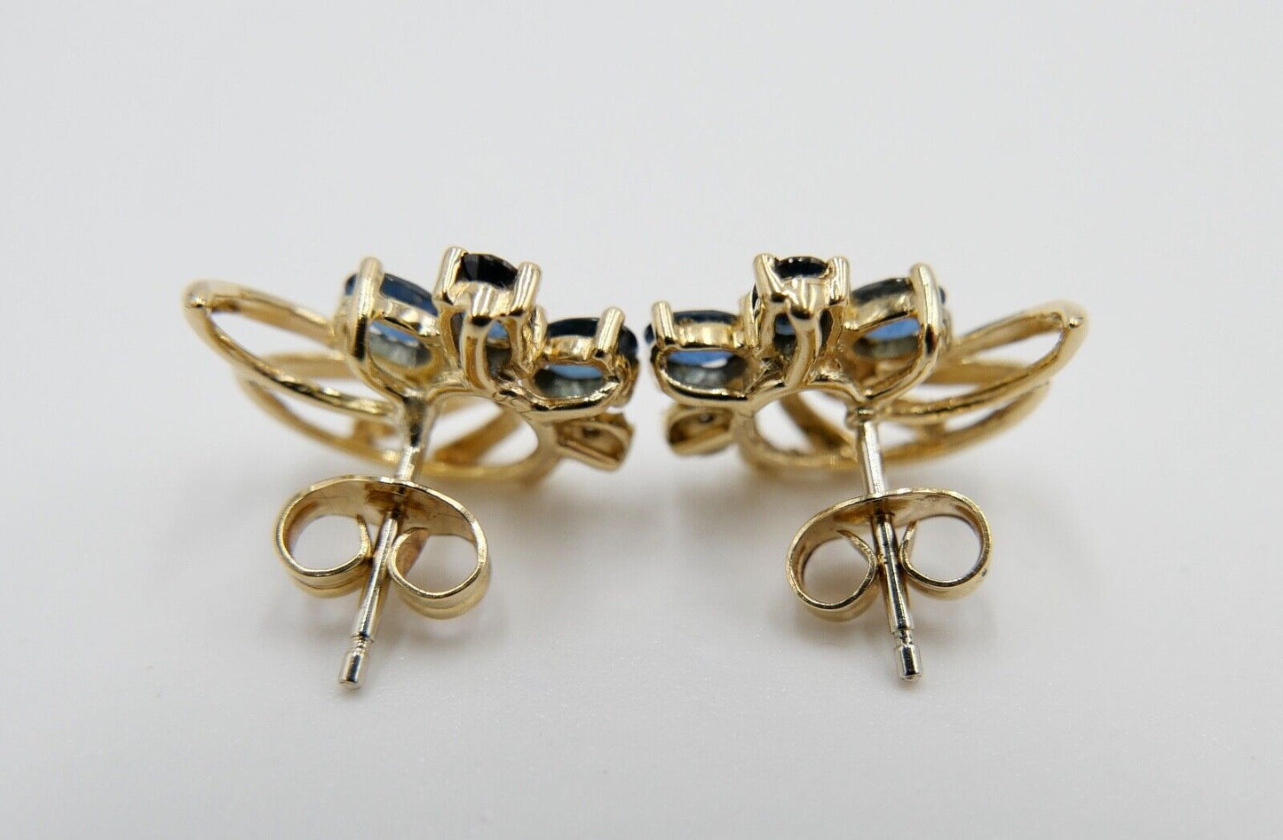 1970er Gelbgold 750 18K Brillant & Saphir 0,44 Ctw Ohrringe Ohrstecker Ø 15mm - Antikhandel-Stuttgart
