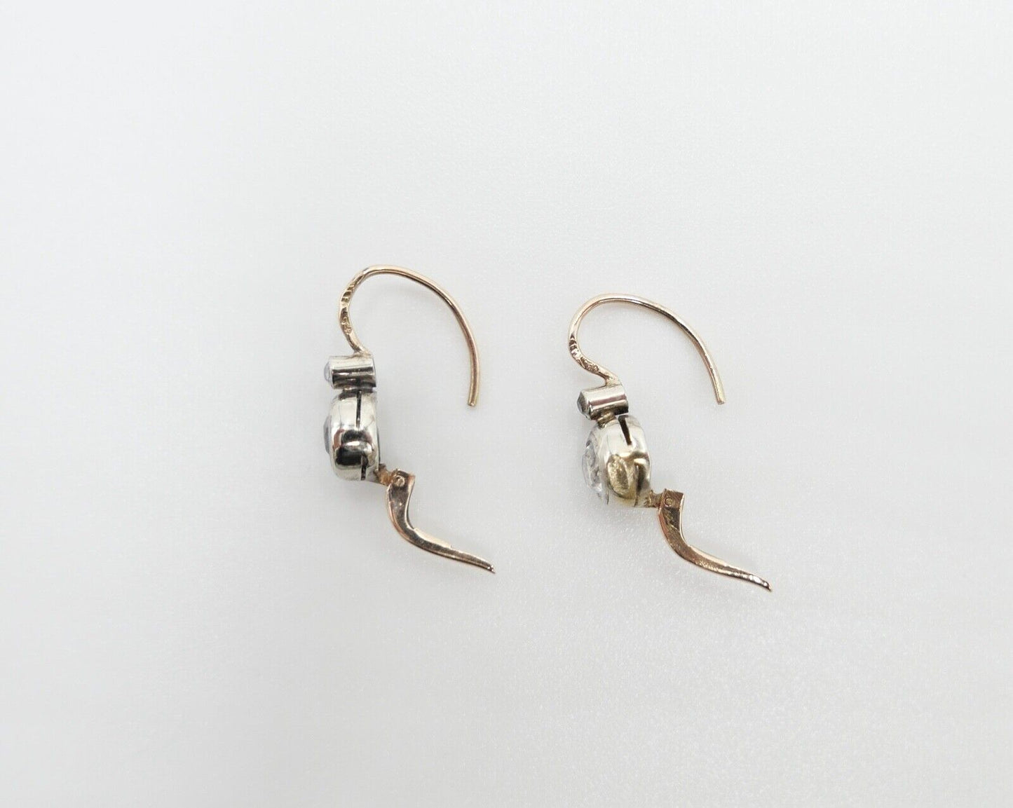 1872-1922 Ohrringe Ohrhänger 580 Gold & platinierte Oberfläche weiße Topas - Antikhandel-Stuttgart