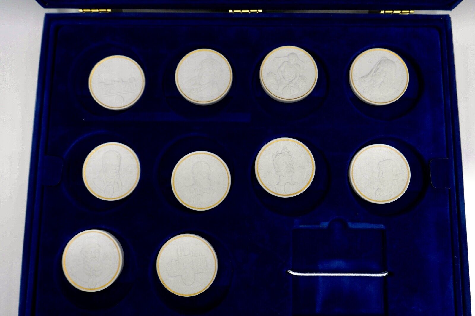 MEISSEN Sammelbox Städte Thaler & berühmte Persönlichkeiten Sammlung Medaillen - Antikhandel-Stuttgart