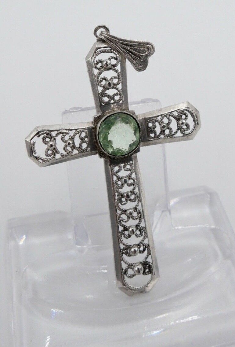 alter filigraner Kreuz Anhänger mit grünem Glasstein 835 Silber 62,0 mm - Antikhandel-Stuttgart