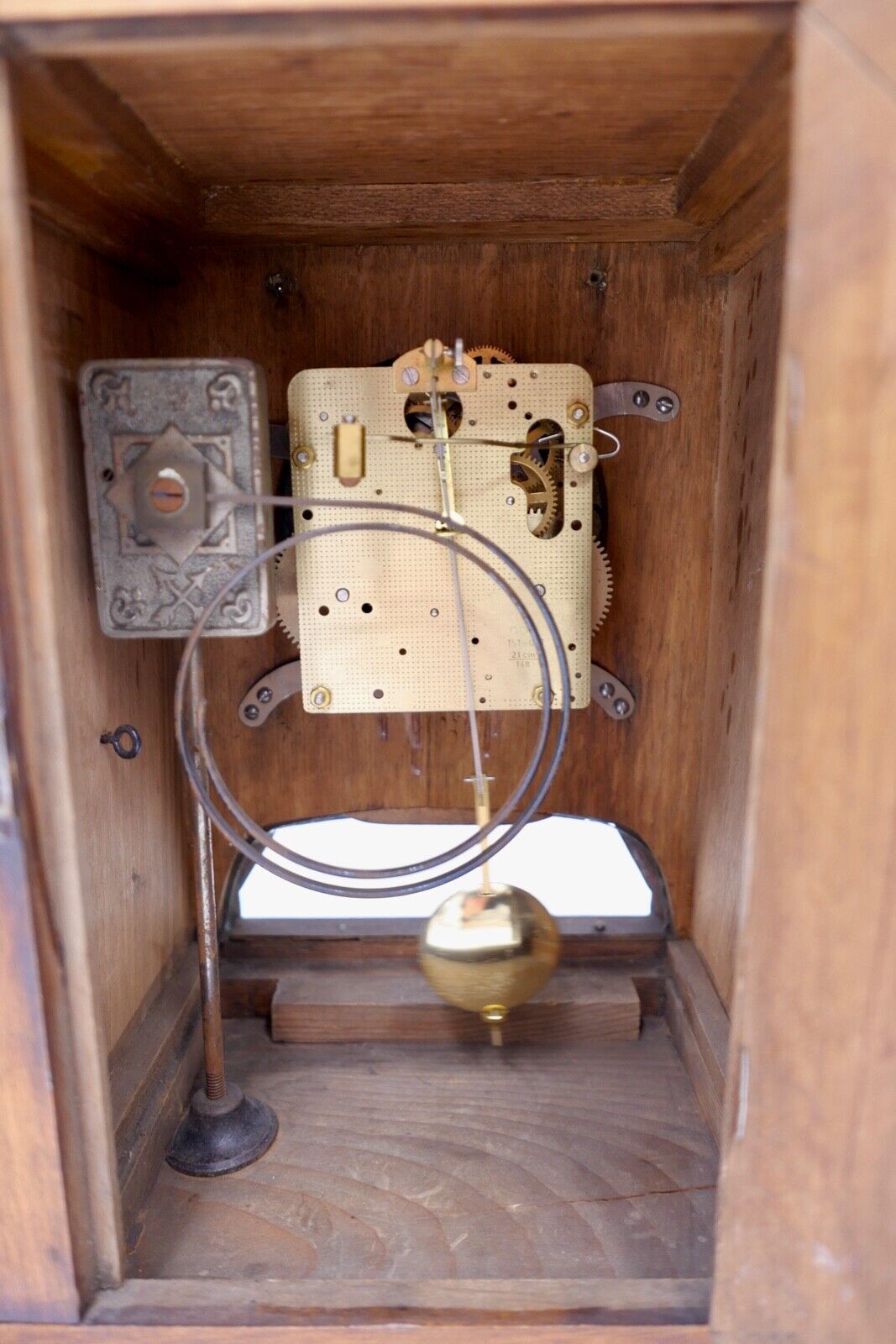 alte Kaminuhr mit modernerem Uhrwerk Holz Messing ODO 151 - 071 - Antikhandel-Stuttgart