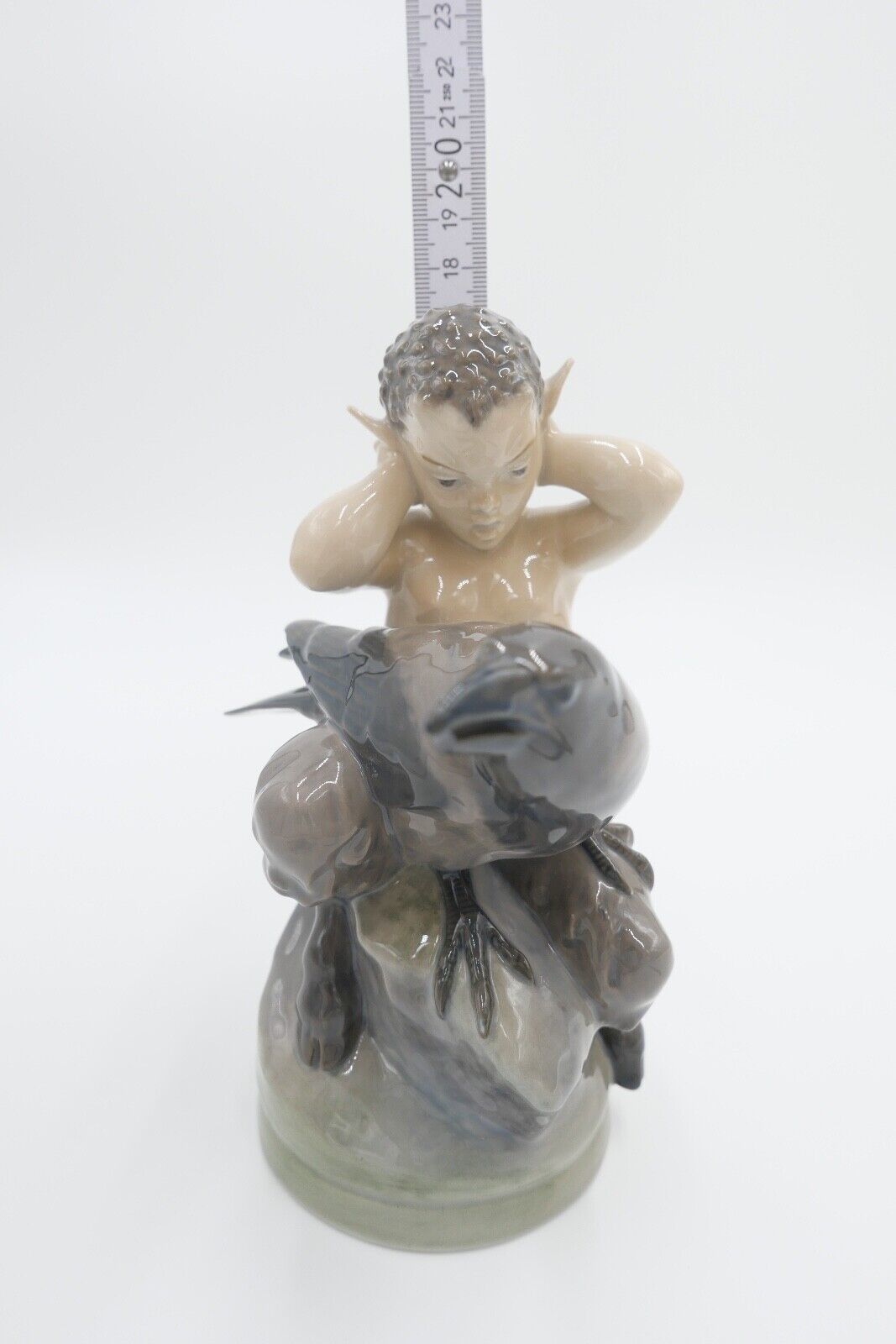 ROYAL COPENHAGEN Porzellan Figur Faun mit Krähe 2113 Christian Thomson - Antikhandel-Stuttgart