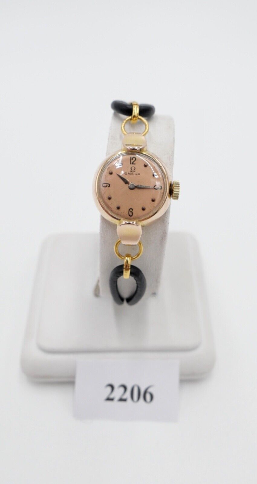 Kleine 1930er Jahre OMEGA Damen Armbanduhr 585 14K Rotgold Handaufzug Ø 18,8mm - Antikhandel-Stuttgart