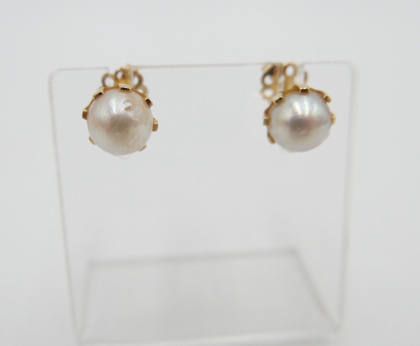1980er Gelbgold Perlen Ohrringe Ohrstecker 750 18K Schraubverschluss Ø 7,5 mm - Antikhandel-Stuttgart