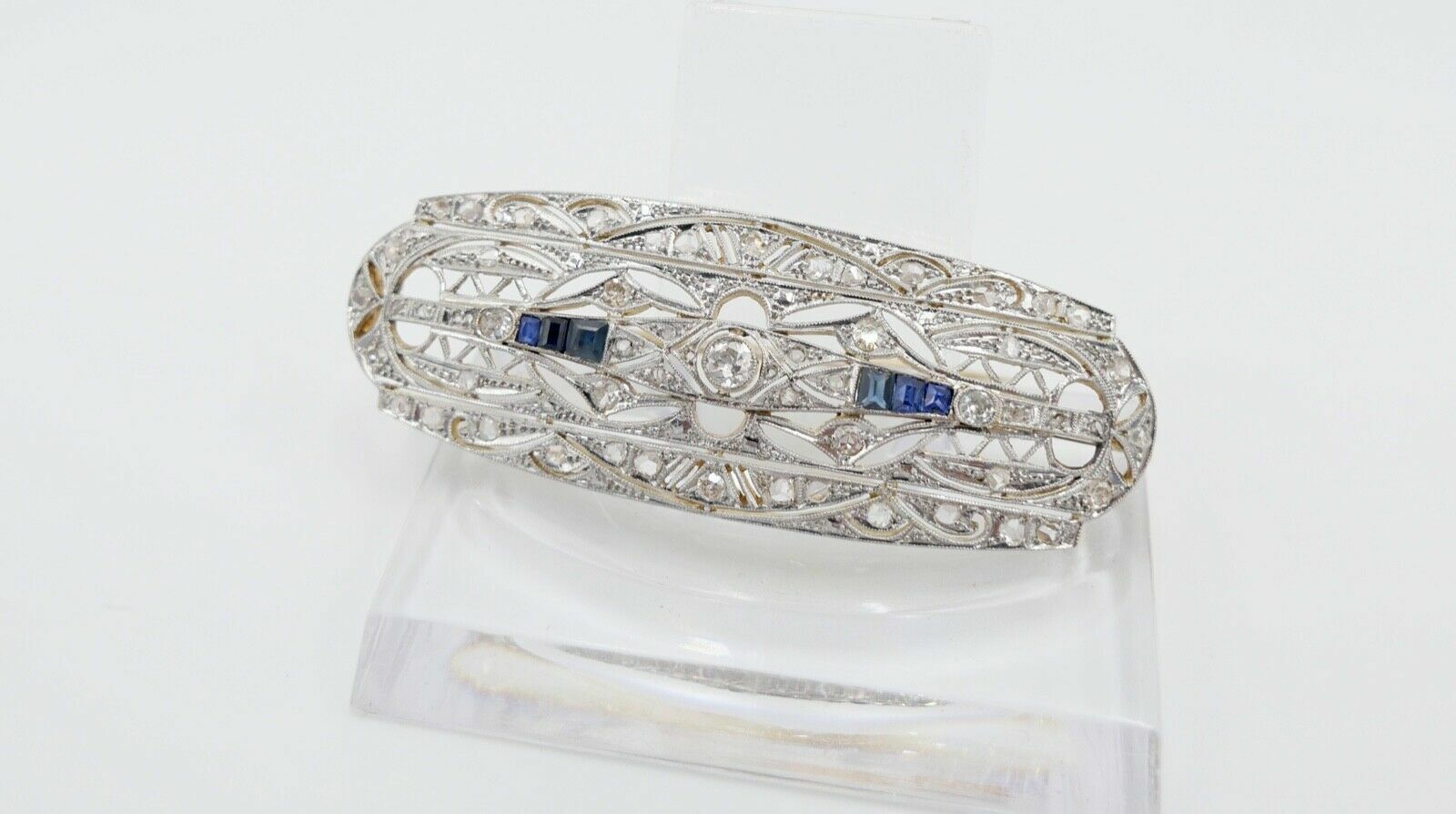Art Deco 20er Brosche Gold Platin mit 6 Saphiren 55 Diamanten 1,8 Ct 750 18K - Antikhandel-Stuttgart