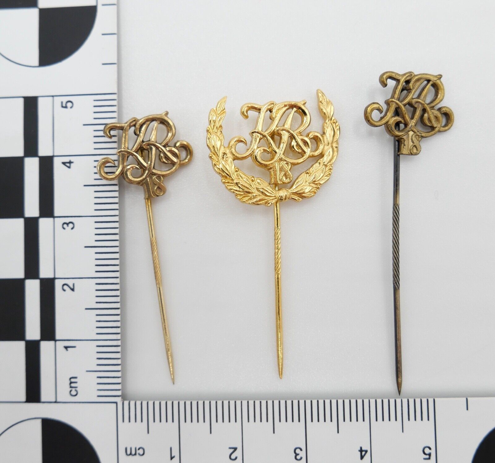 3x Abzeichen Kavallerie Reiter Regiment 18 Nadel KR 18 WW2 WK2 SELTEN - Antikhandel-Stuttgart