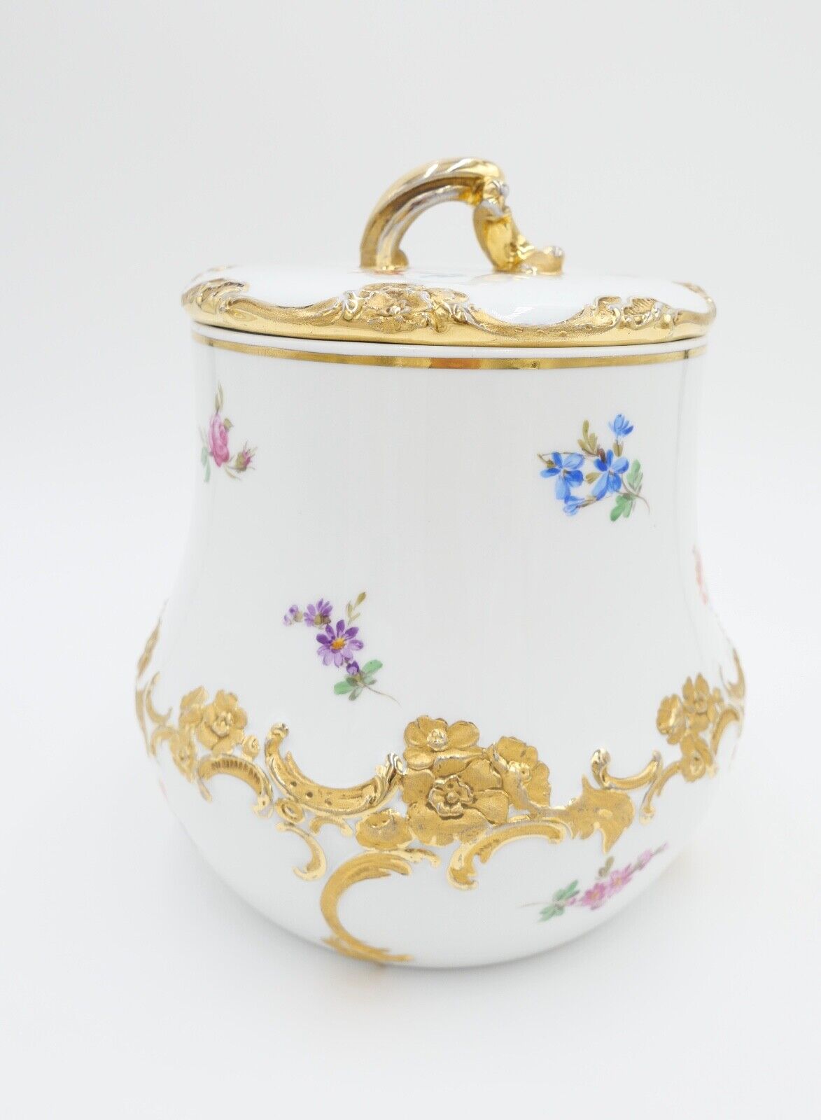 Meissen 1. Wahl Prunk Bonboniere Keksdose Deckeldose Goldrand Streublümchen Gold - Antikhandel-Stuttgart