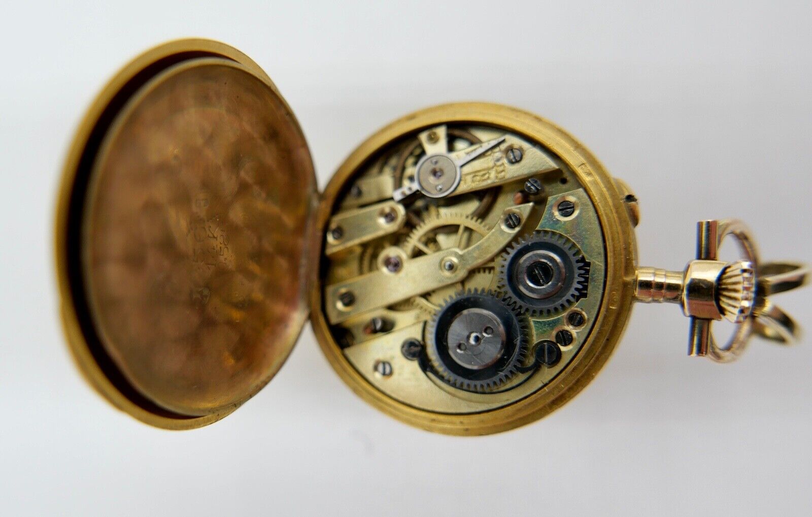 Antike Schweizer Damen Taschenuhr 585 Gold Diamanten im Kleeblatt 56 14K 0,585 - Antikhandel-Stuttgart