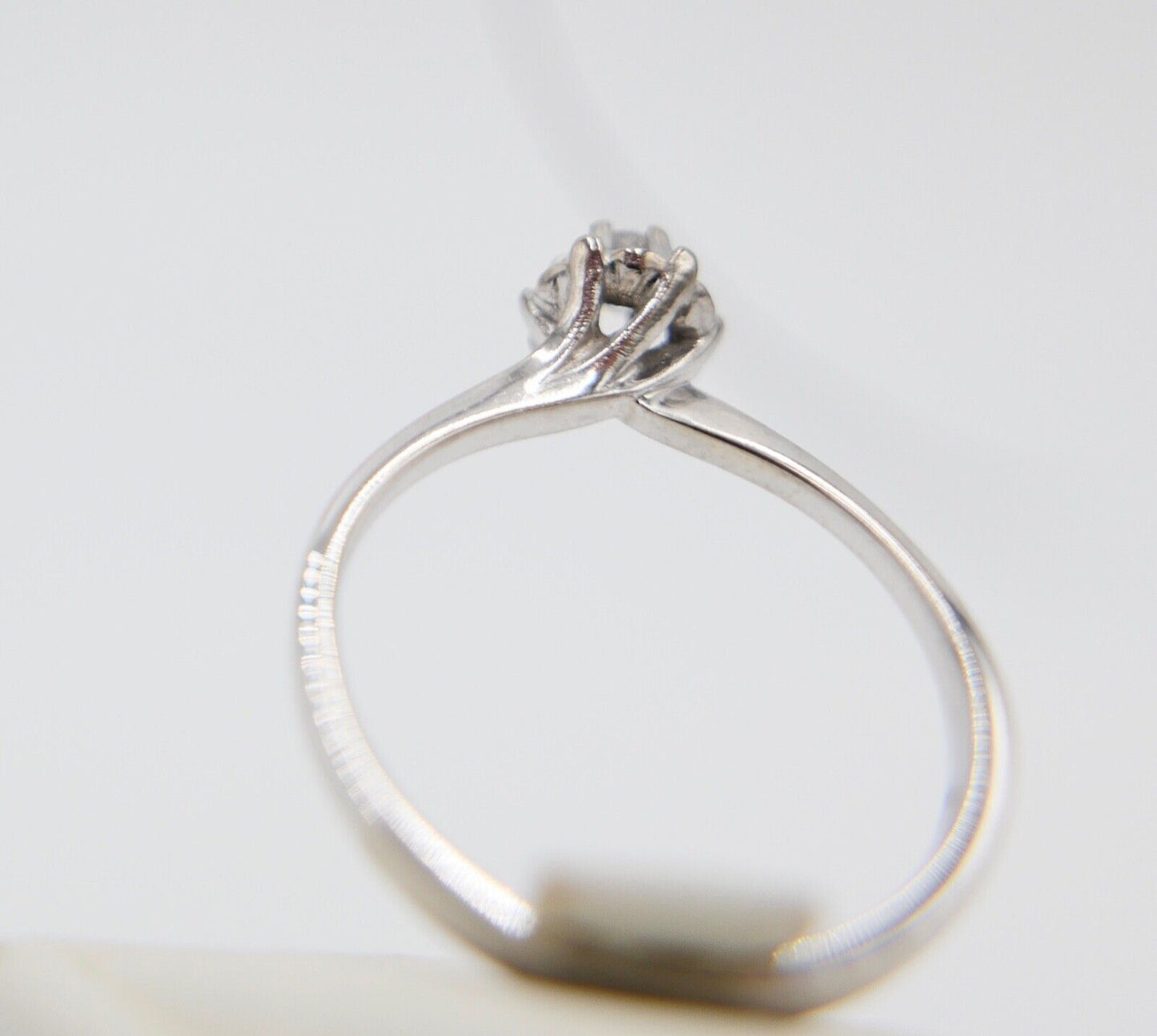 Solitär Weißgold Ring 585 14K mit 1 Brillant 0,24 Ct Gr.56-57 TW - Antikhandel-Stuttgart