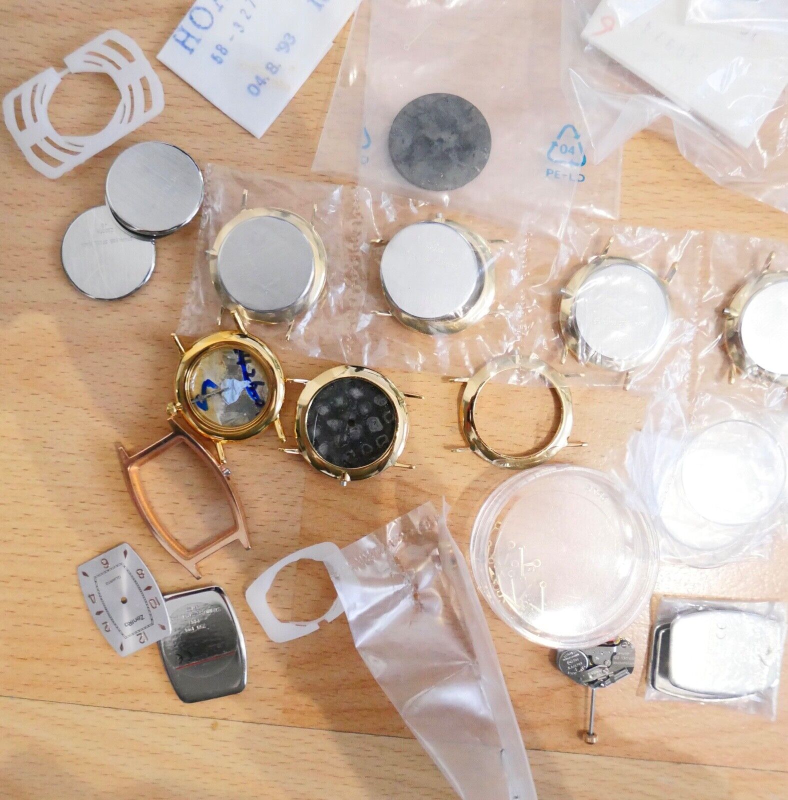 Uhrenzubehör Posten ZENTRA Gold NEU Uhren Gläser Gehäuse Lünetten Zeiger Kronen - Antikhandel-Stuttgart