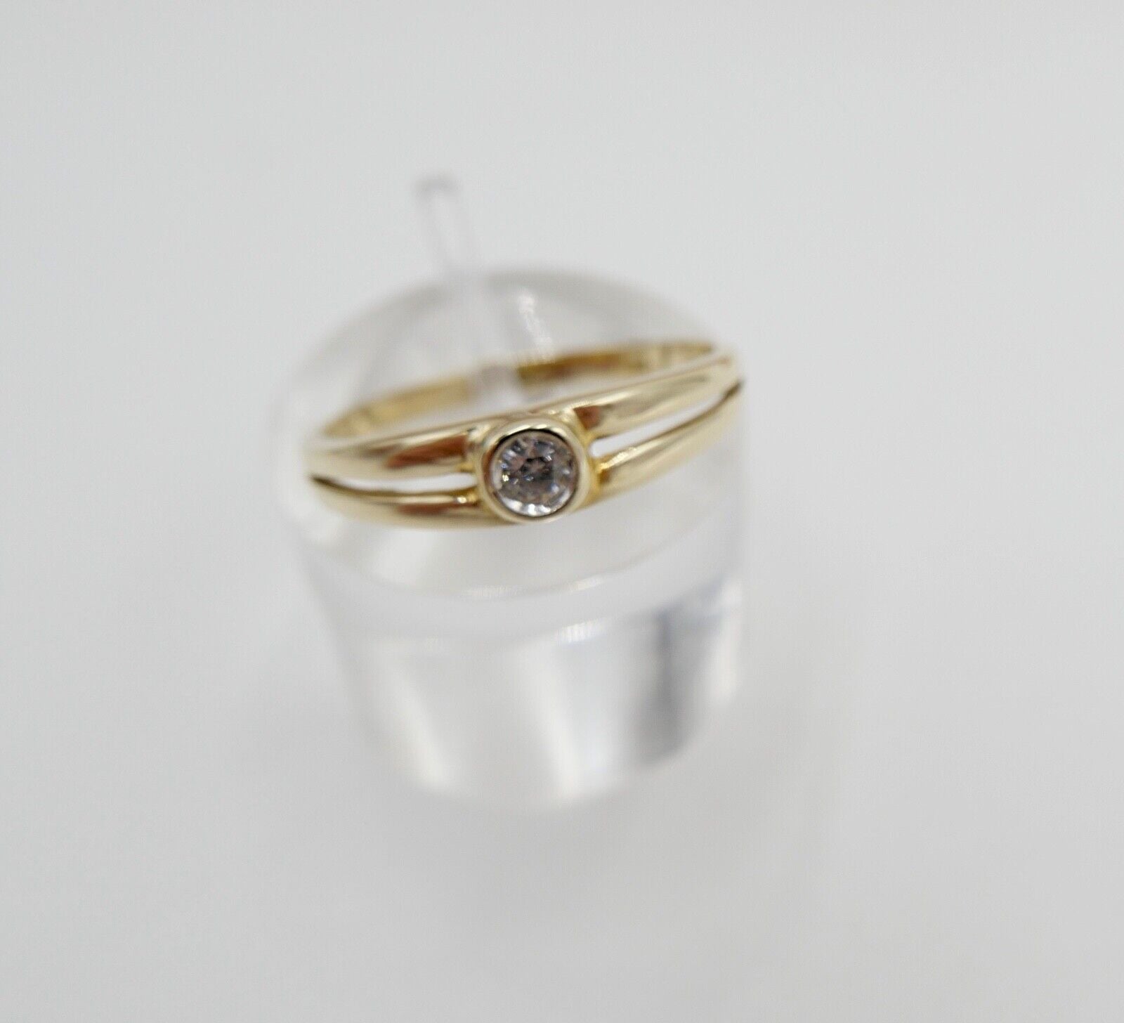 1980er Solitär Brillant 333 8K Gelbgold Damen Ring 0,15 Ct Gr. 58 - Antikhandel-Stuttgart