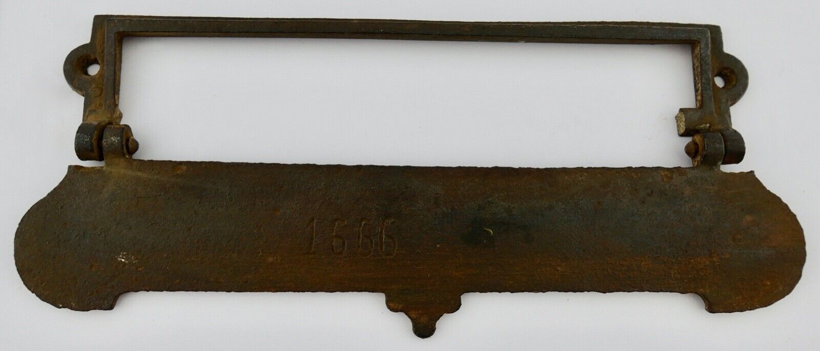 Antike Jugendstil Gusseisen Briefschlitz Briefklappe "Briefe & Zeitungen“ 22 cm - Antikhandel-Stuttgart