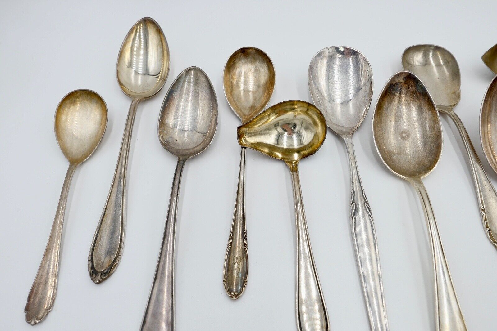 Konvolut Suppenkelle / Schöpfer / Löffel WMF OKA 90er Silberauflage 13 Stück - Antikhandel-Stuttgart