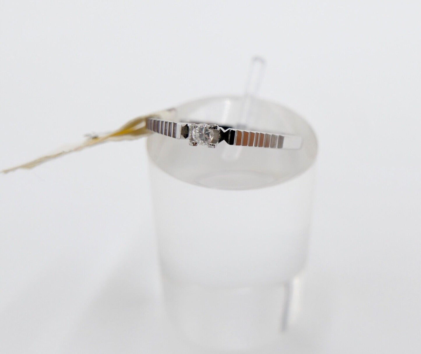 - NEU - 90er Solitär Ring Weißgold Gold 585 14K Brillant 0,05 Ct Gr. 55 56 - Antikhandel-Stuttgart