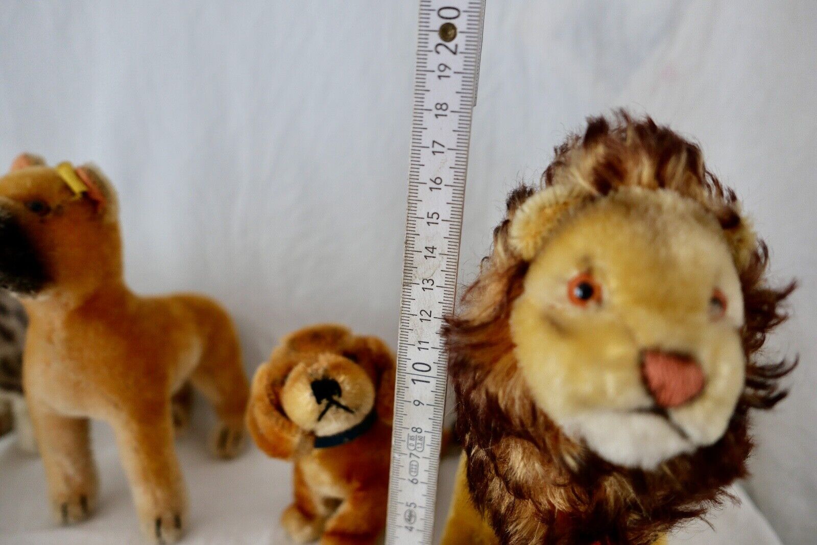 4x alte Steiff Stoff & Plüschtiere Katze Löwe Leo Hund Boxer Dackel - Antikhandel-Stuttgart