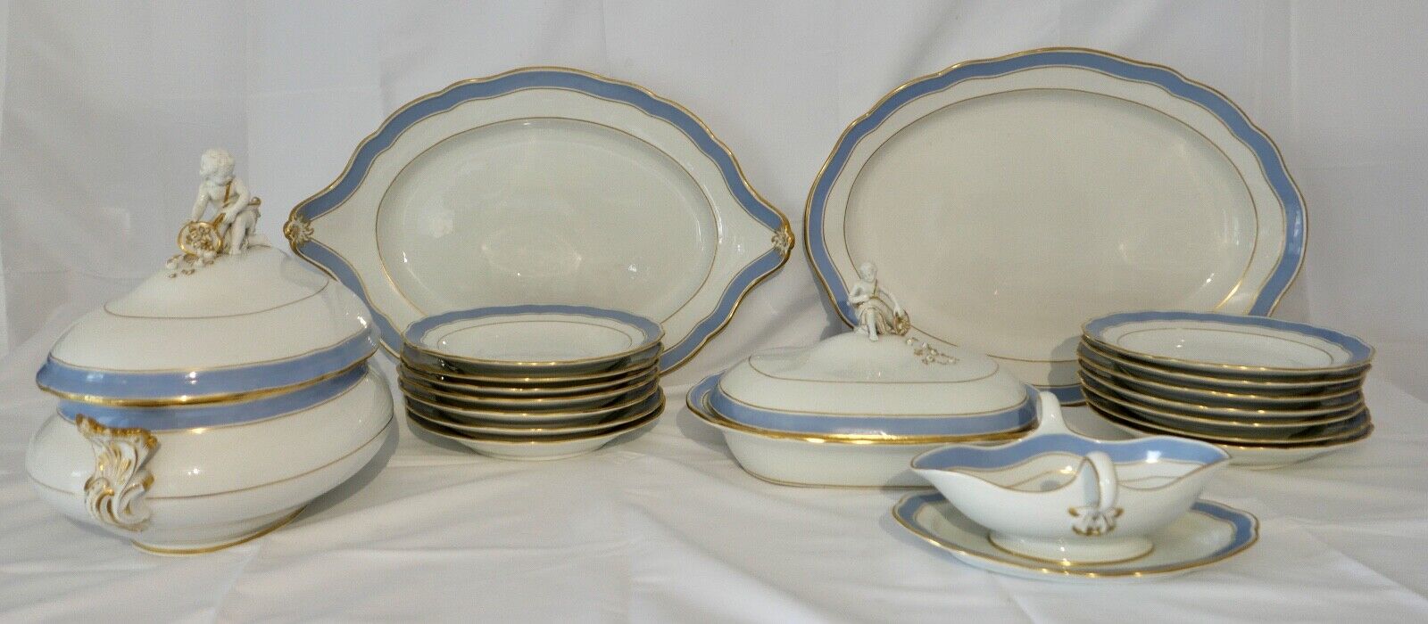 Knaufzeit seltenes Meissen Speiseservice Weiß Blau Gold Putto XXL Platte 1.Wahl - Antikhandel-Stuttgart