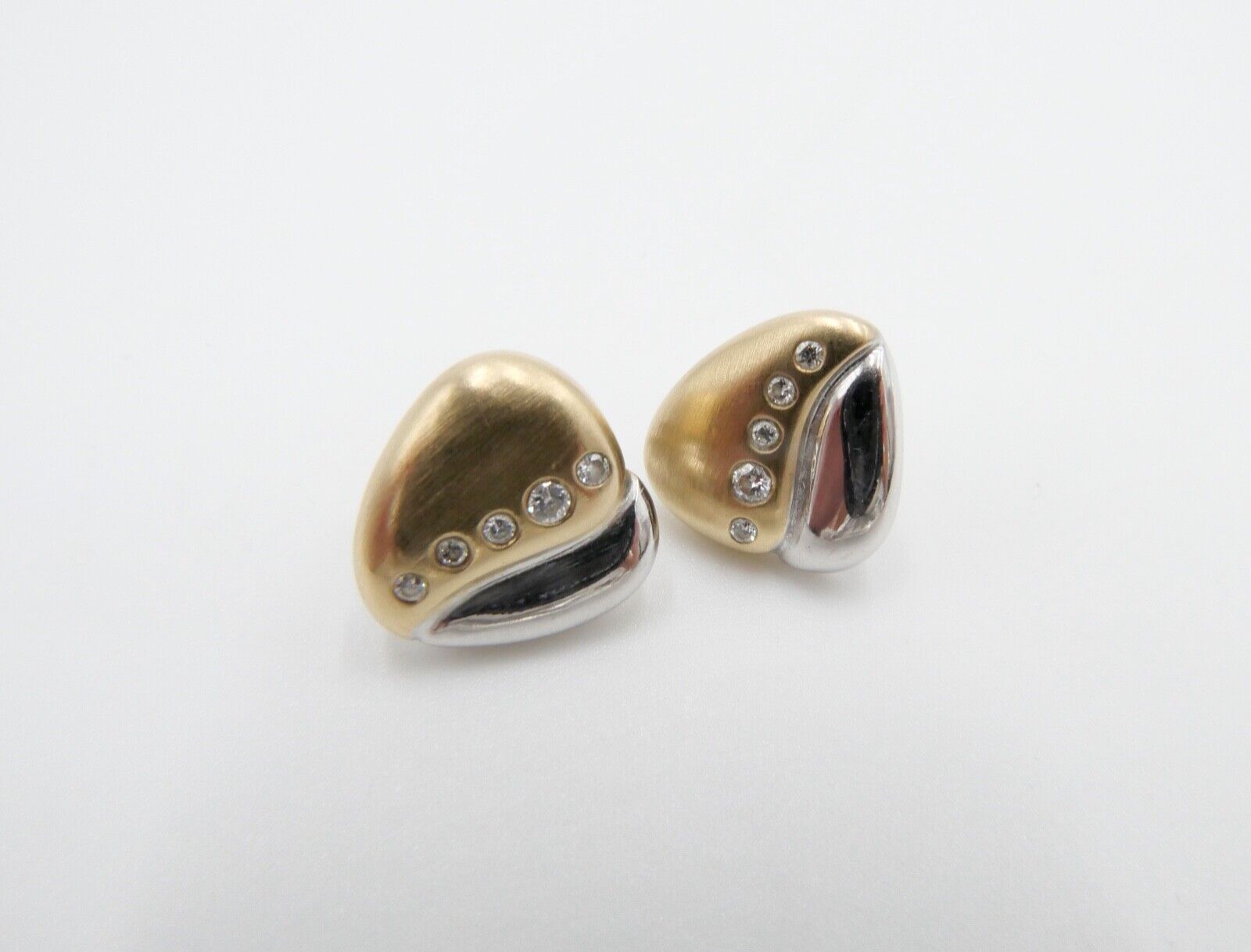 80er Jahre Bicolor Brillanten Gold Weißgold Ohrringe Ohrstecker Herz 585 - Antikhandel-Stuttgart