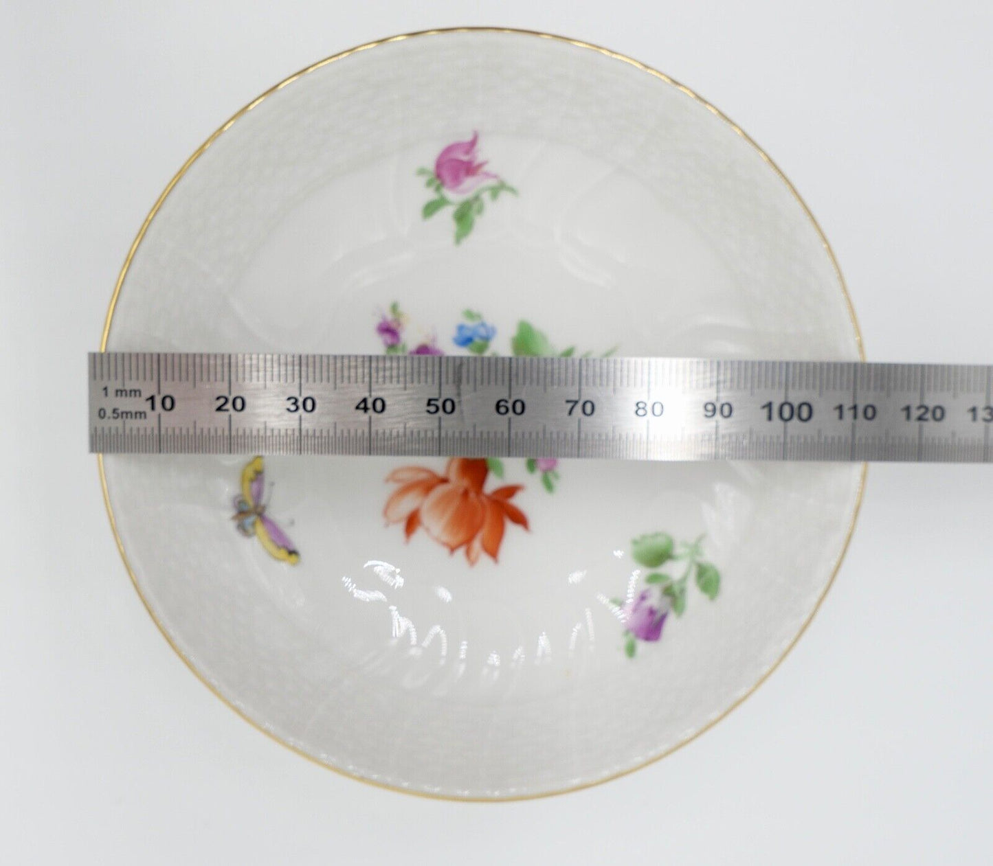 KPM Berlin Schale Schälchen Schmetterling Blüten Blume Goldrand Ø 11,2 cm - Antikhandel-Stuttgart