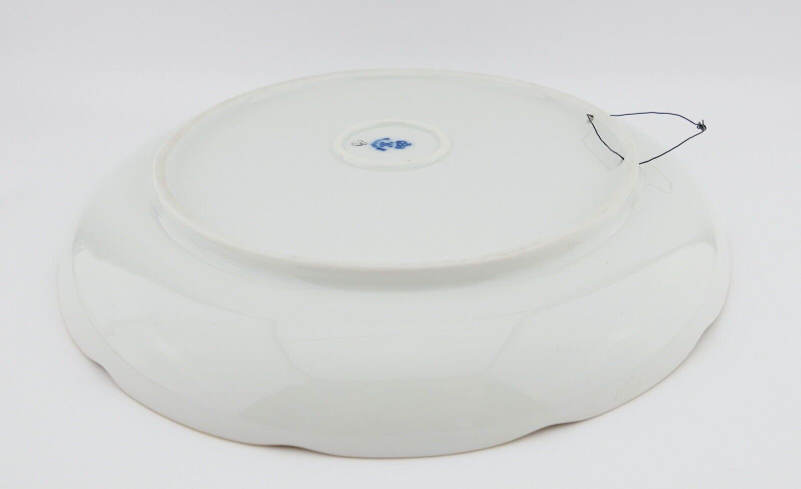 Ludwigsburg Porzellan Zierteller Wandteller Blumendekor Ø 26 cm TOP - Antikhandel-Stuttgart