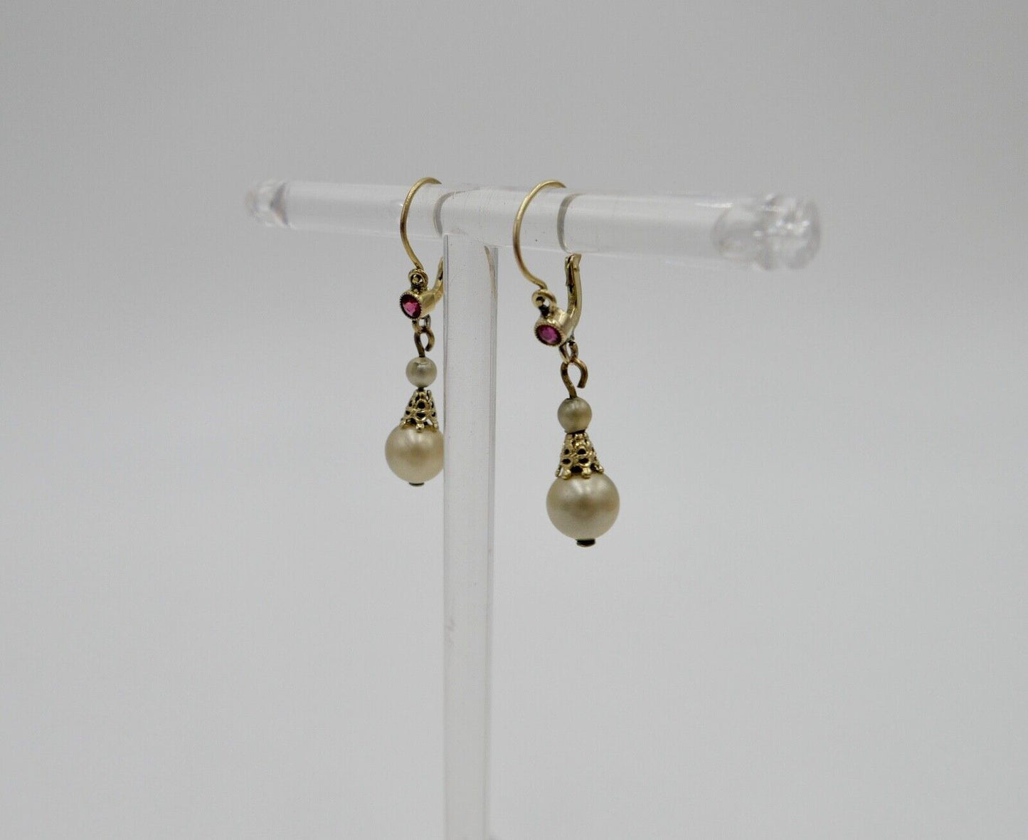 50er Jahre Ohrringe Ohrhänger mit Perlen & Glasstein GOLD 333 / 8K Perle Ø 6,3mm - Antikhandel-Stuttgart