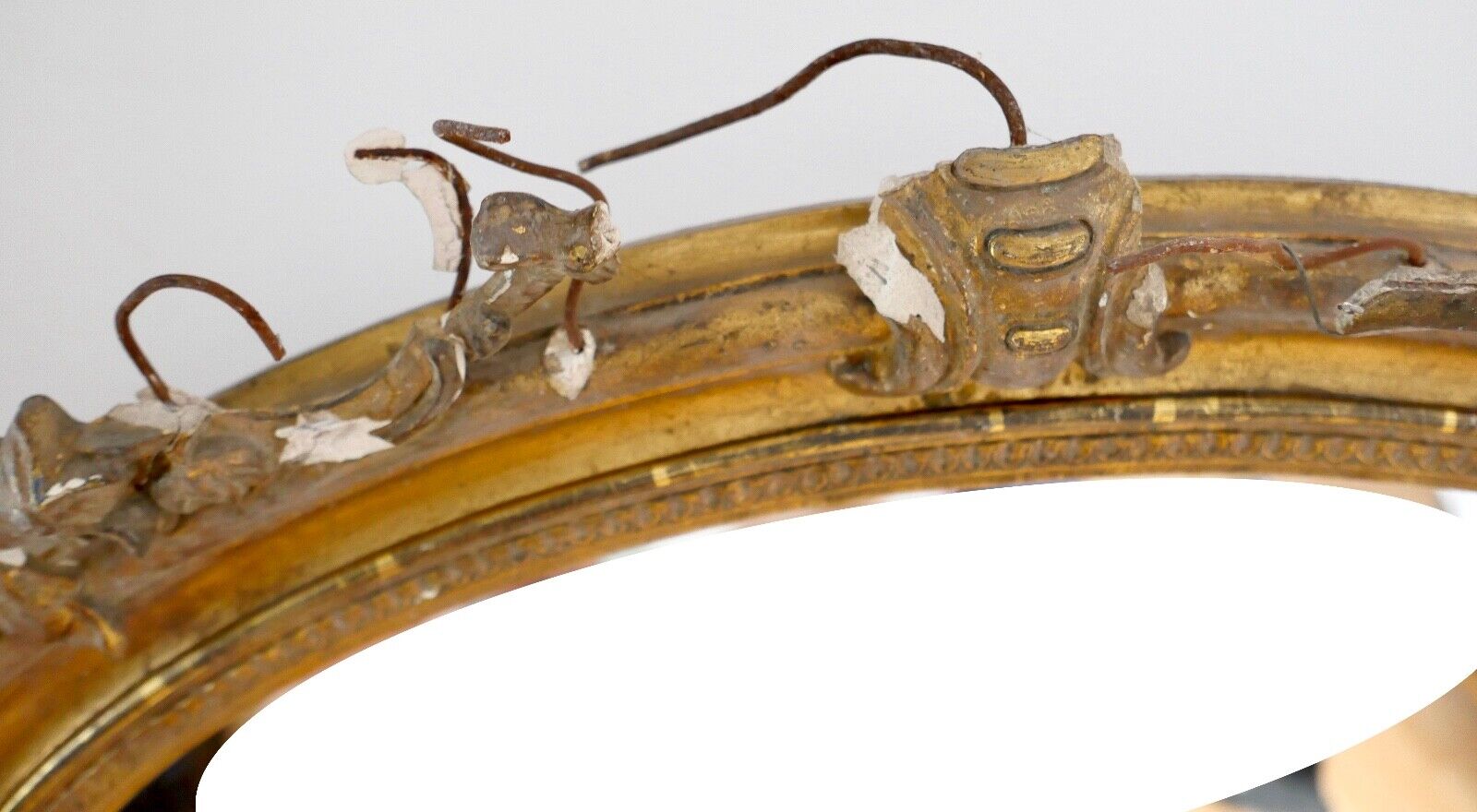 Antiker ovaler Wandspiegel 19. JH. 82x65cm um 1820 Restaurierungsbedürftig - Antikhandel-Stuttgart