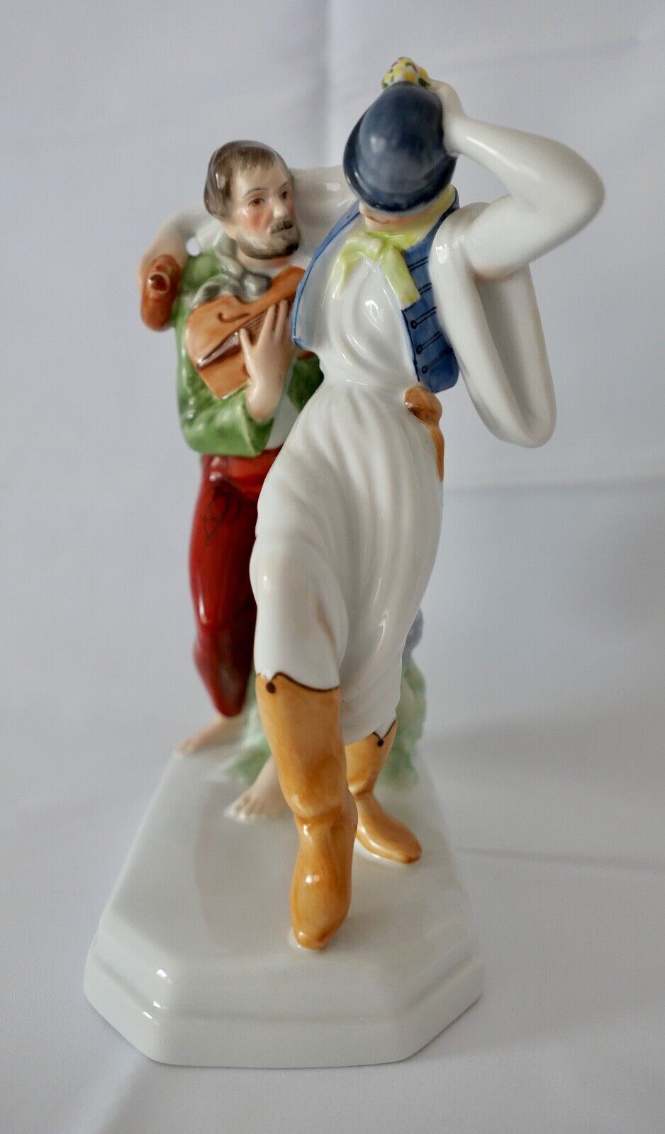 Porzellan Figur Herend Ungarn tanzende Männer betrunkene Musiker 22 cm 5512 - Antikhandel-Stuttgart