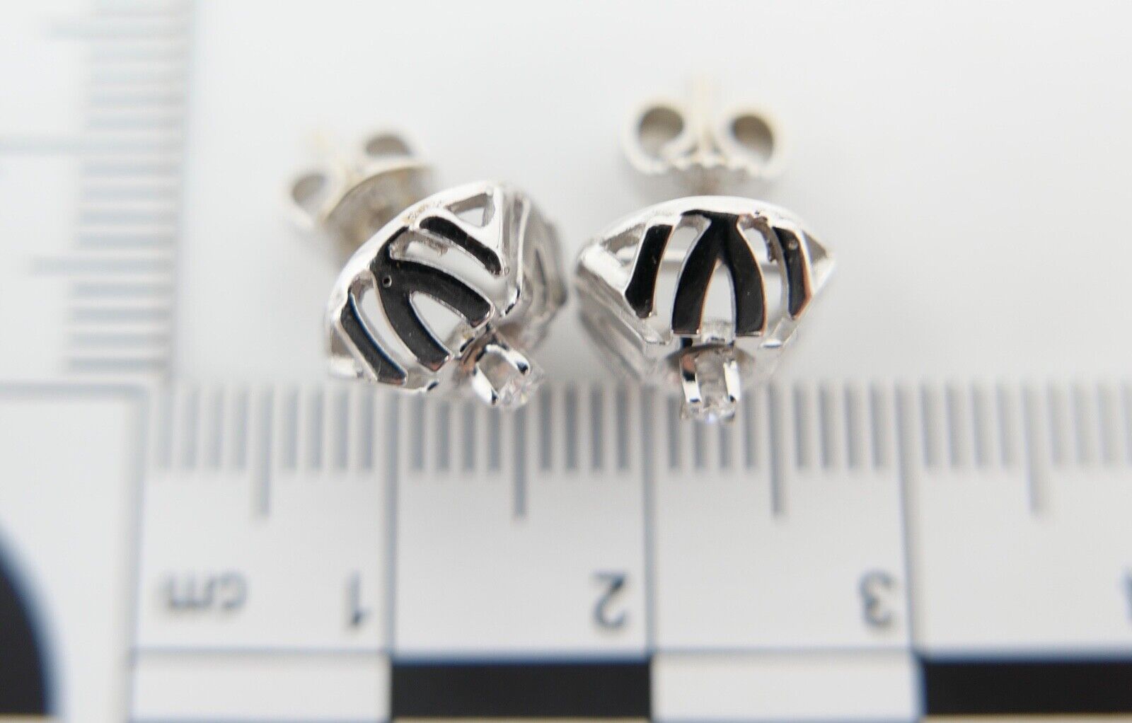 1970er Solitär Brillant Ohrringe Ohrstecker Weißgold 585 14K 0,06Ct - Antikhandel-Stuttgart