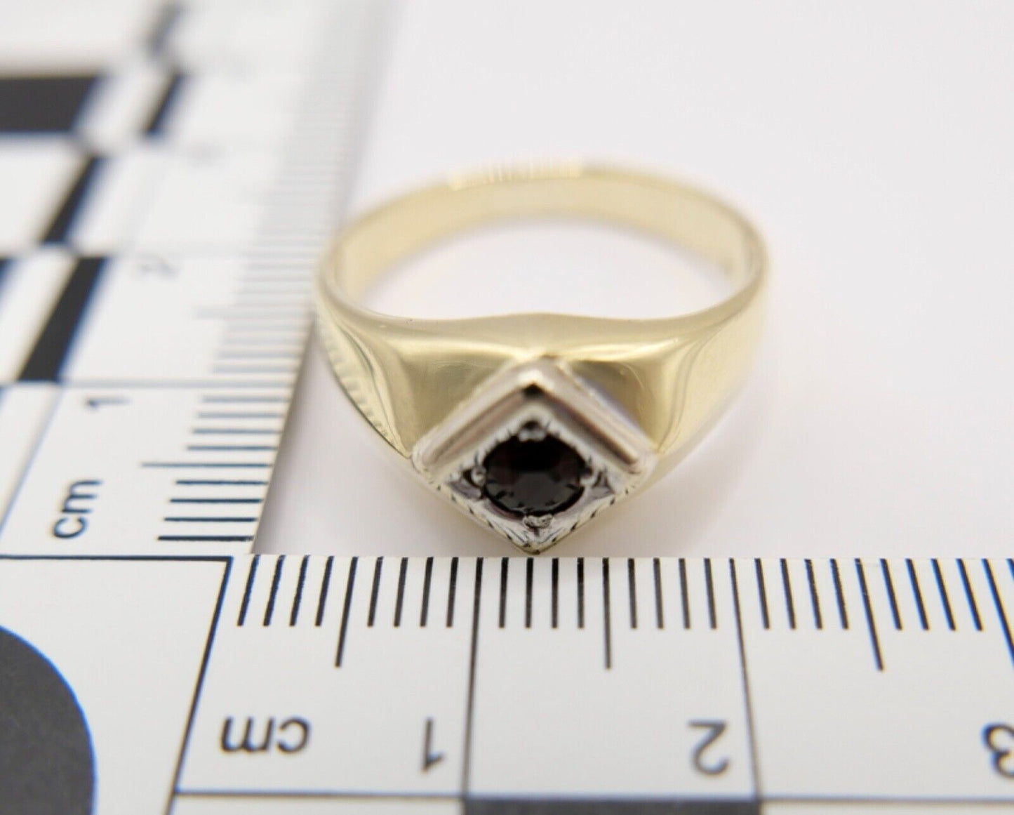 Herren Ring Gelbgold 585 / 14K Gr. 61 mit Granat 1970er Jahre 0,25 Ct - Antikhandel-Stuttgart