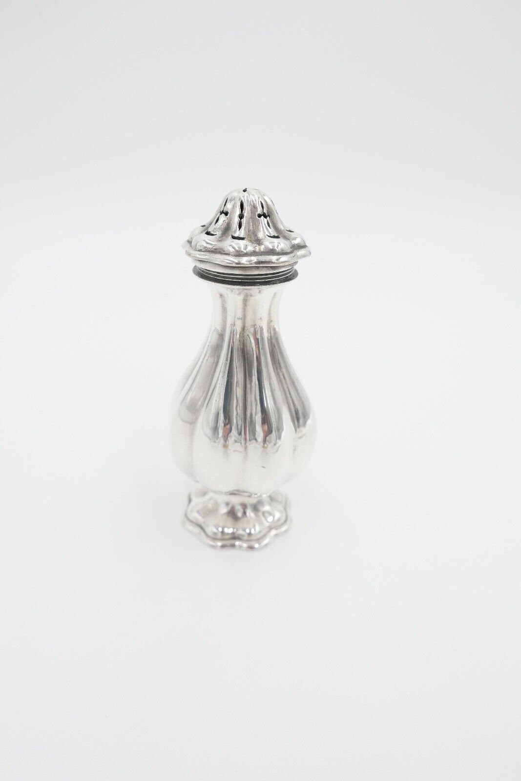 BMF / Berndorf 1870 - 1880 Alpacca Silber Salzstreuer Pfefferstreuer - Antikhandel-Stuttgart